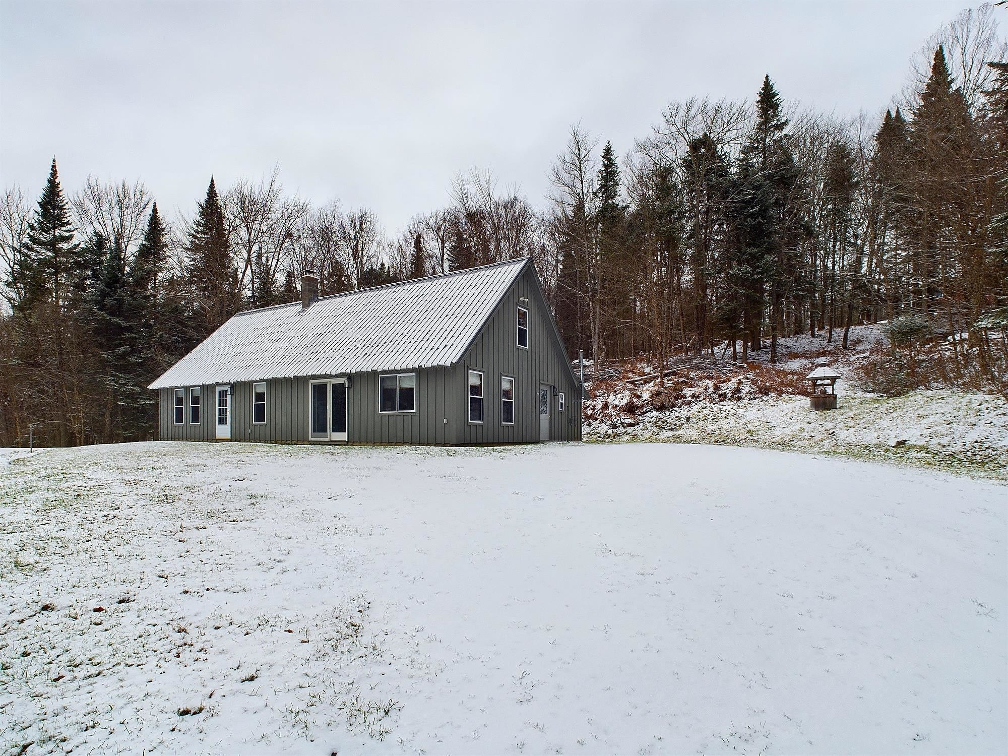 28 Forest Lane, Pittsburg, NH 