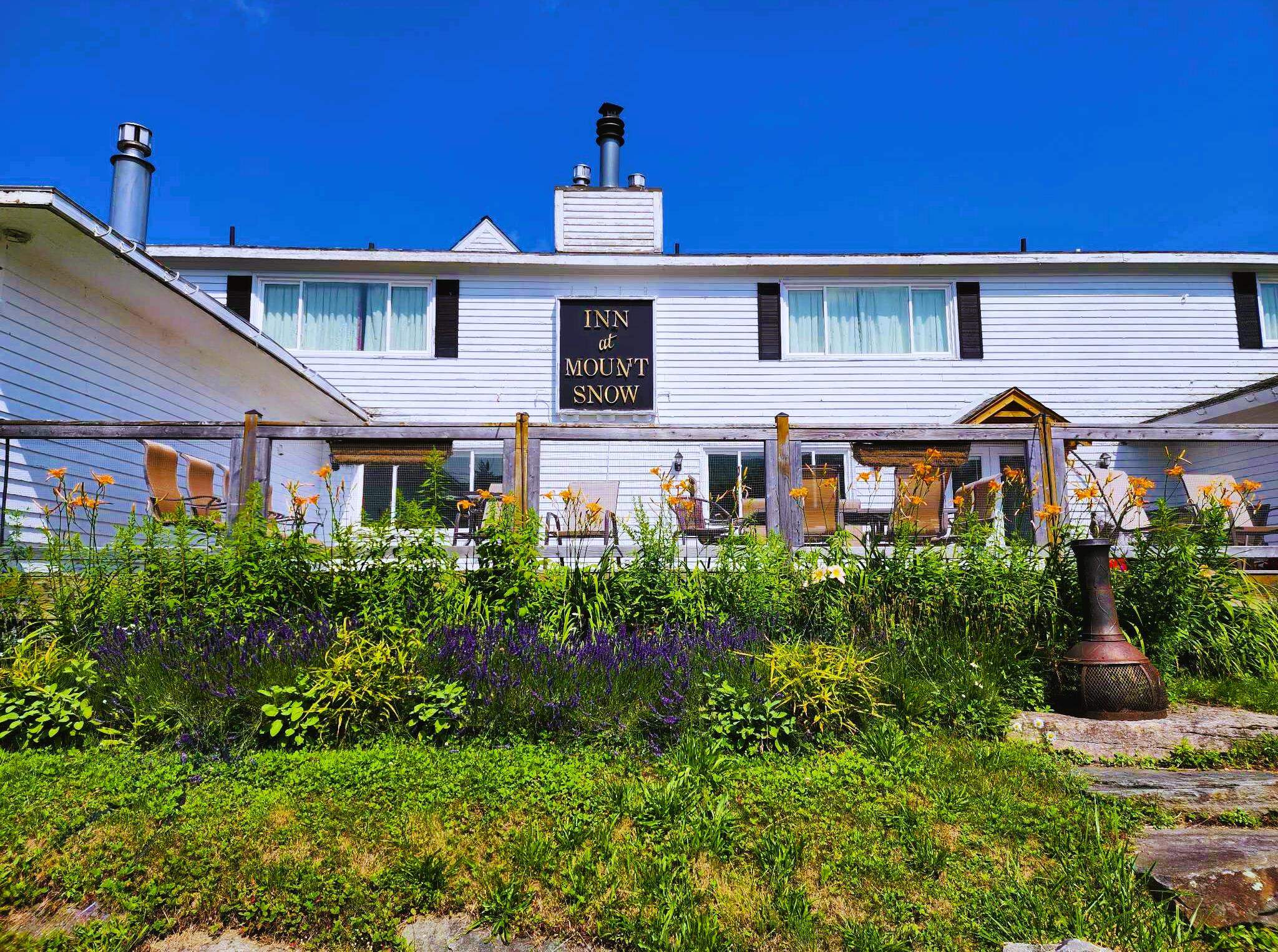 Welcome to The Inn at Mount Snow - A Premier...