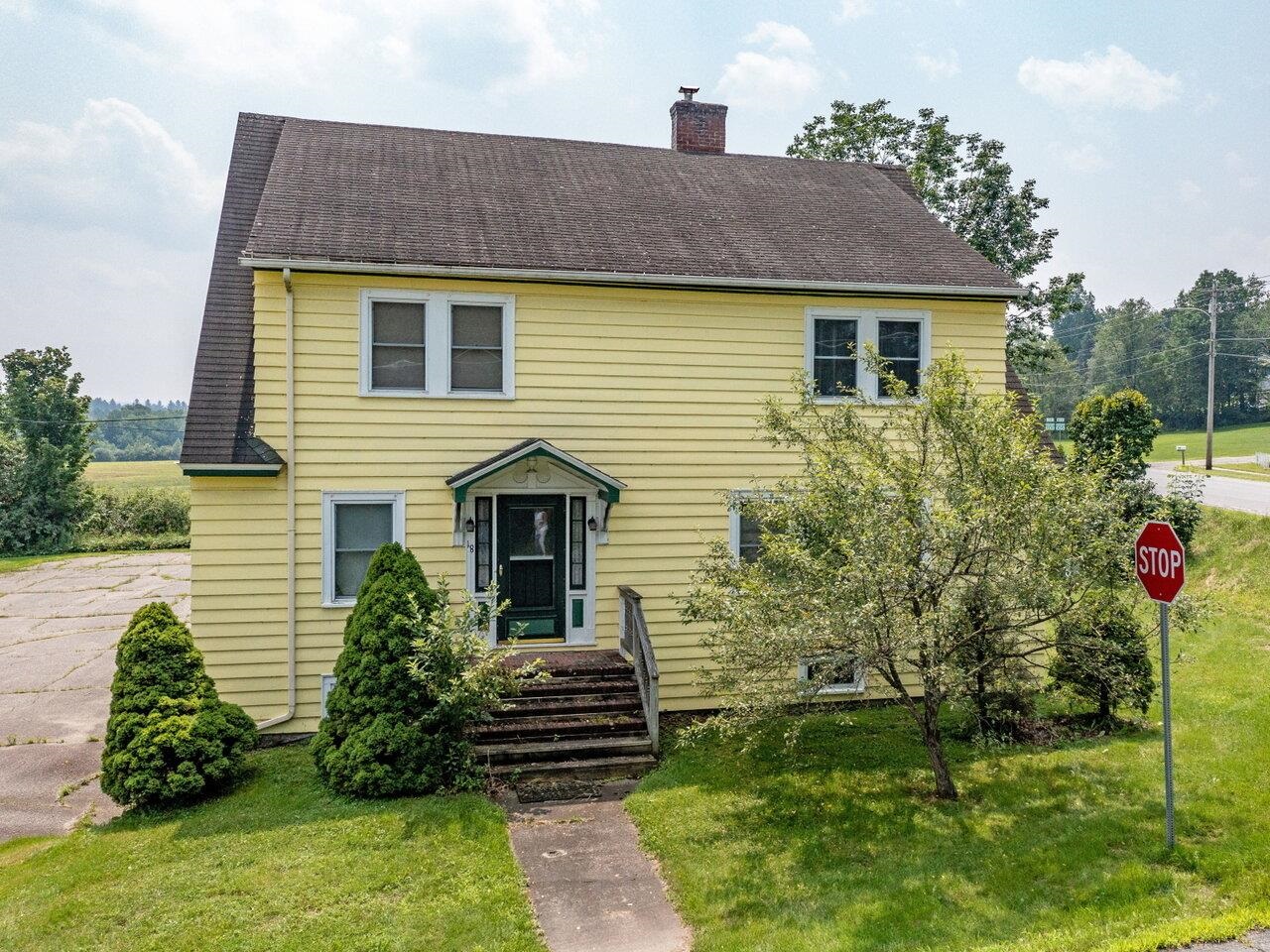 18 North Pleasant StreetHouse  Troy, VT |  Photo
