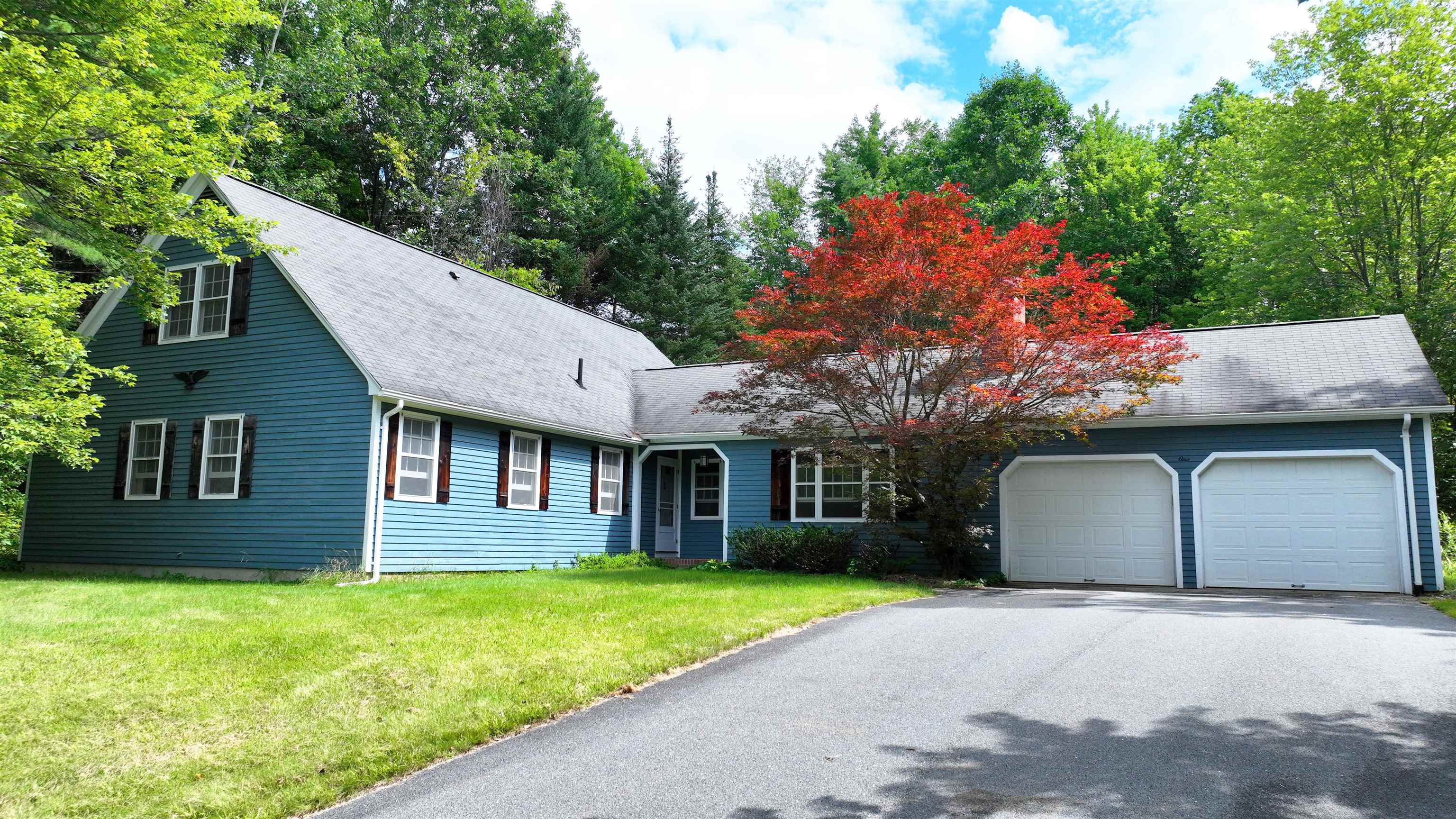 Springfield VT Homes For Sale with a Fireplace page 1