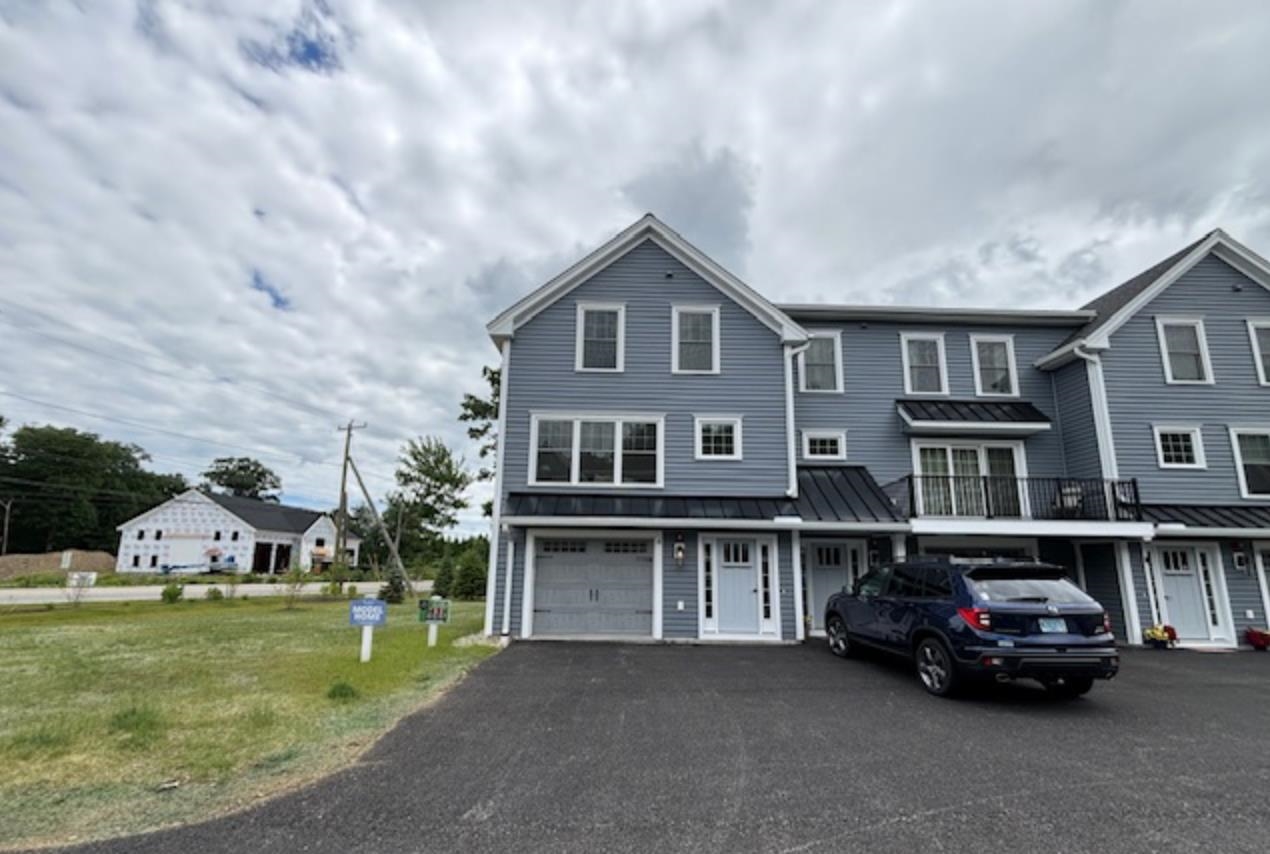 Photo of 4 Thompson Way Rye NH 03870