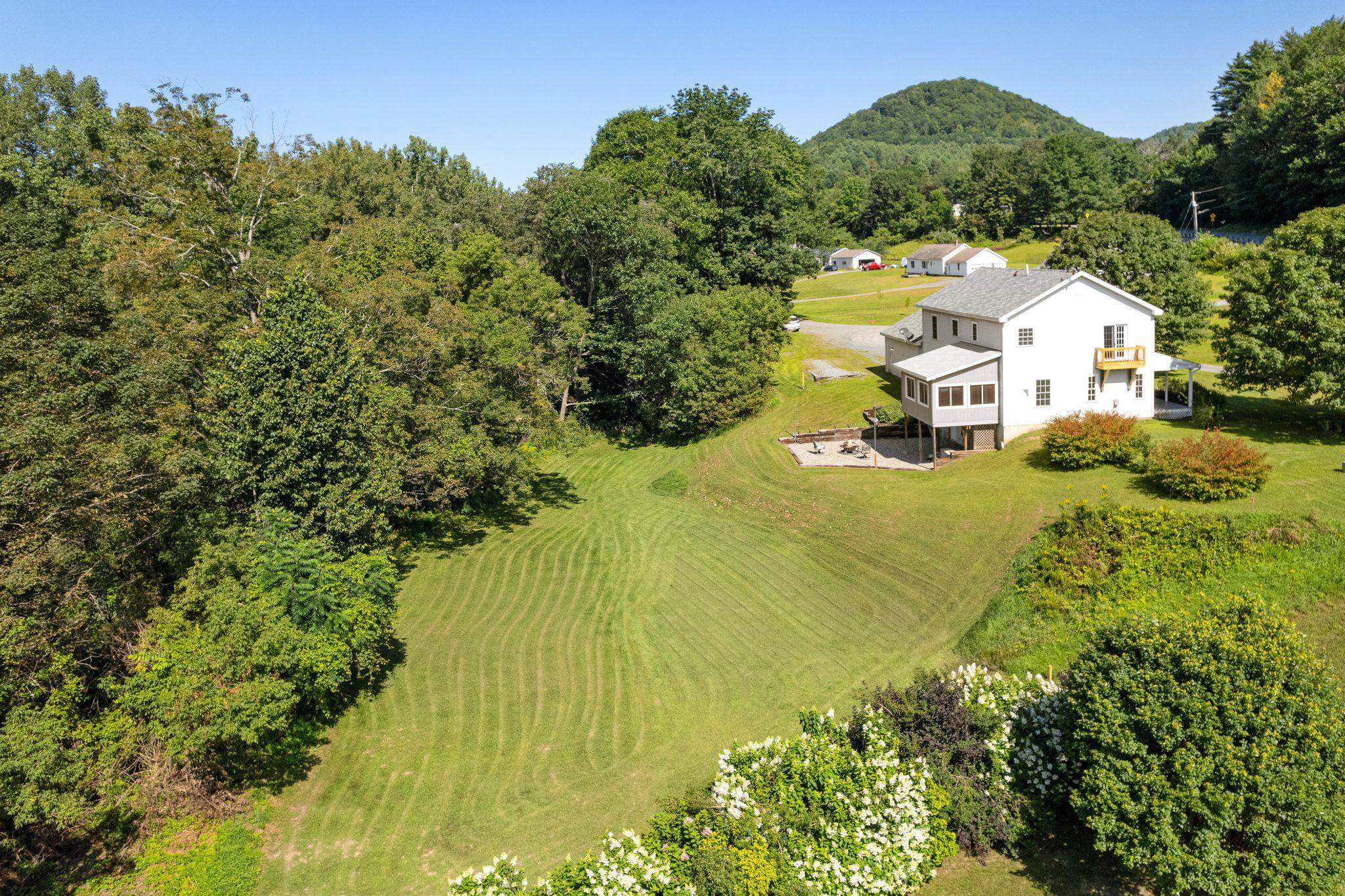 1 Riverside Lane, Royalton, VT 05068