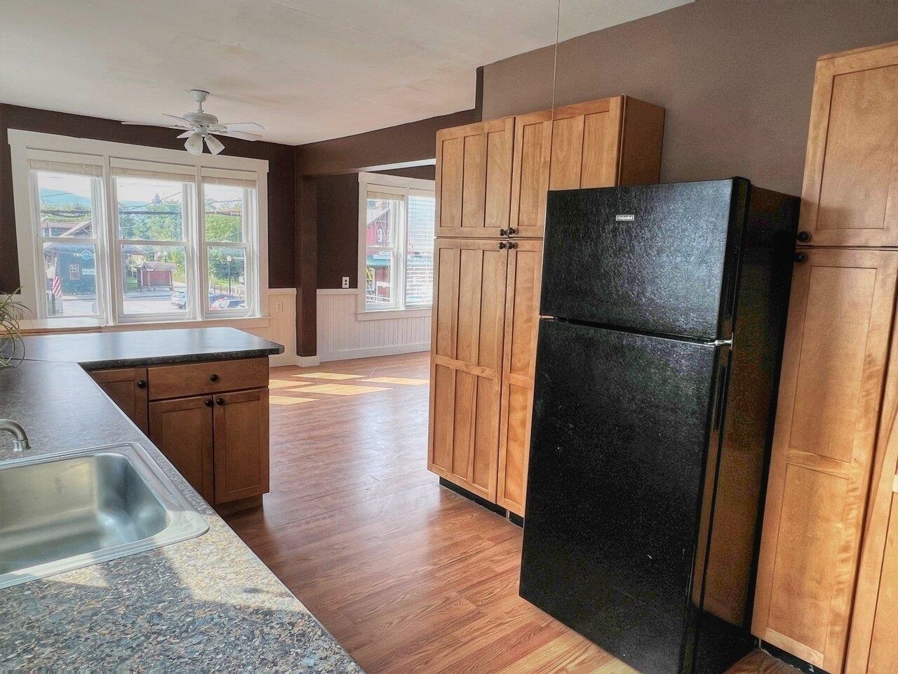 Large apartment kitchen