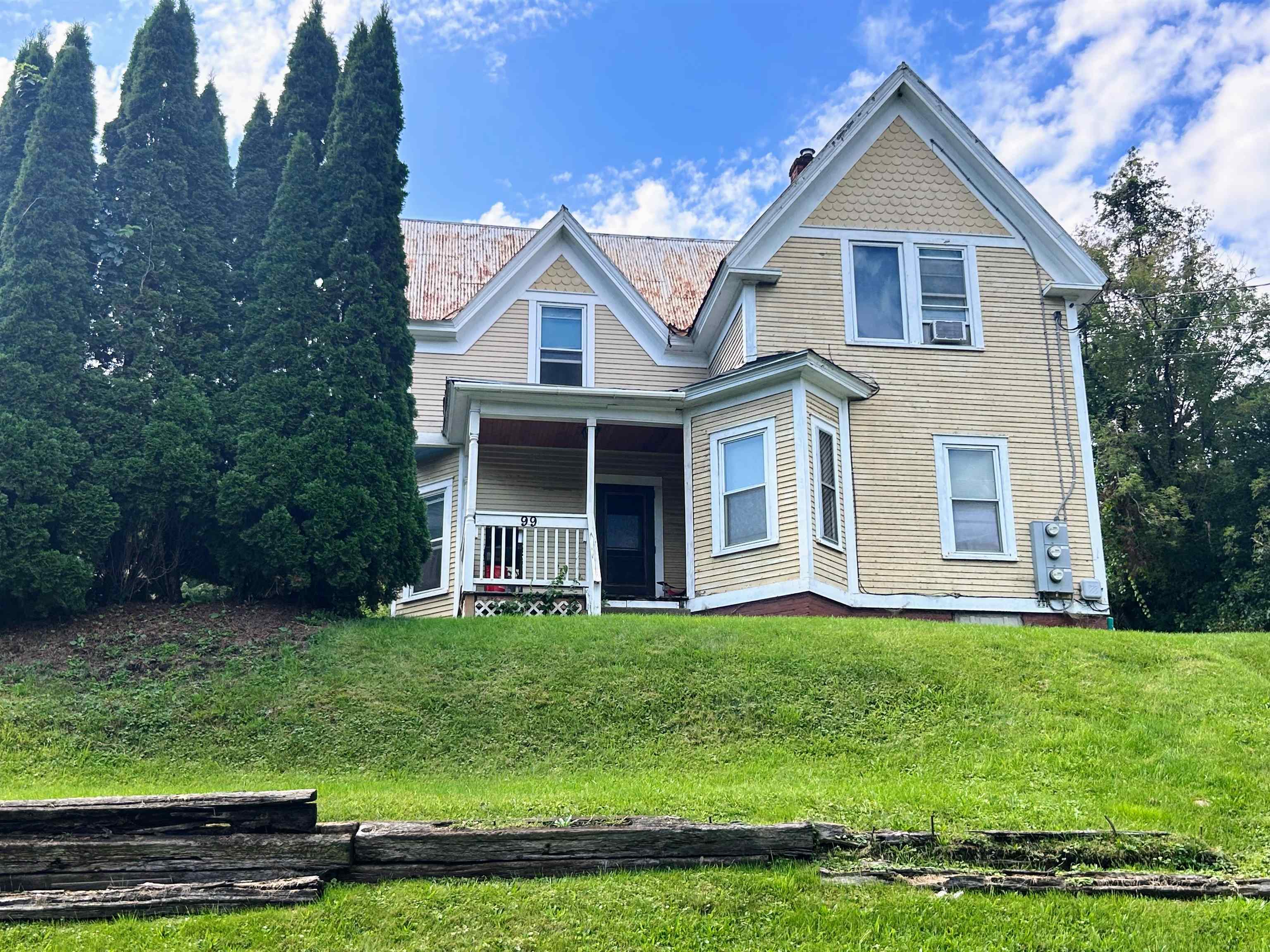 Springfield VT Multi Family Homes For Sale page 1