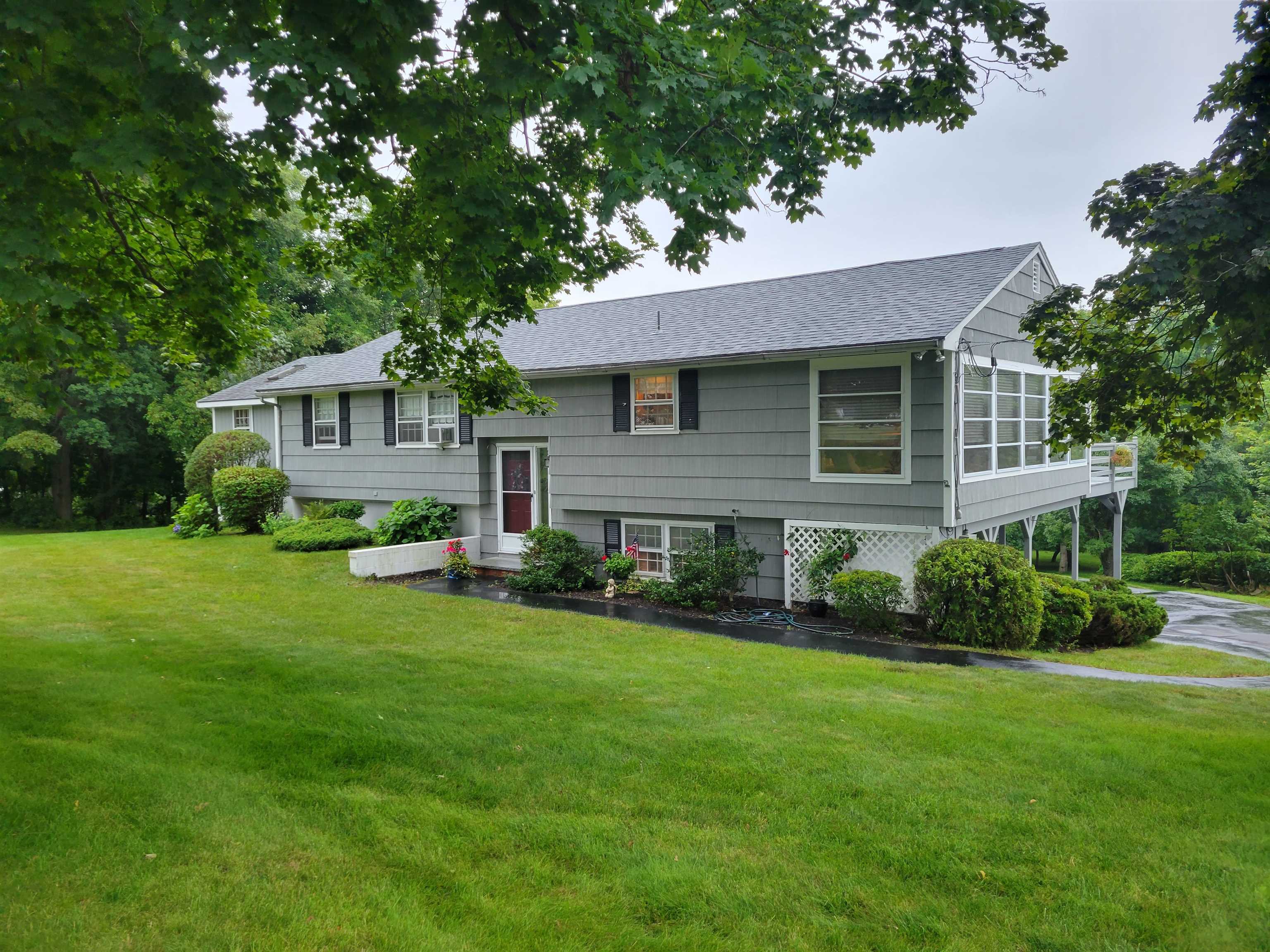 10 Old Lakeview Terrace Wolfeboro, NH Photo