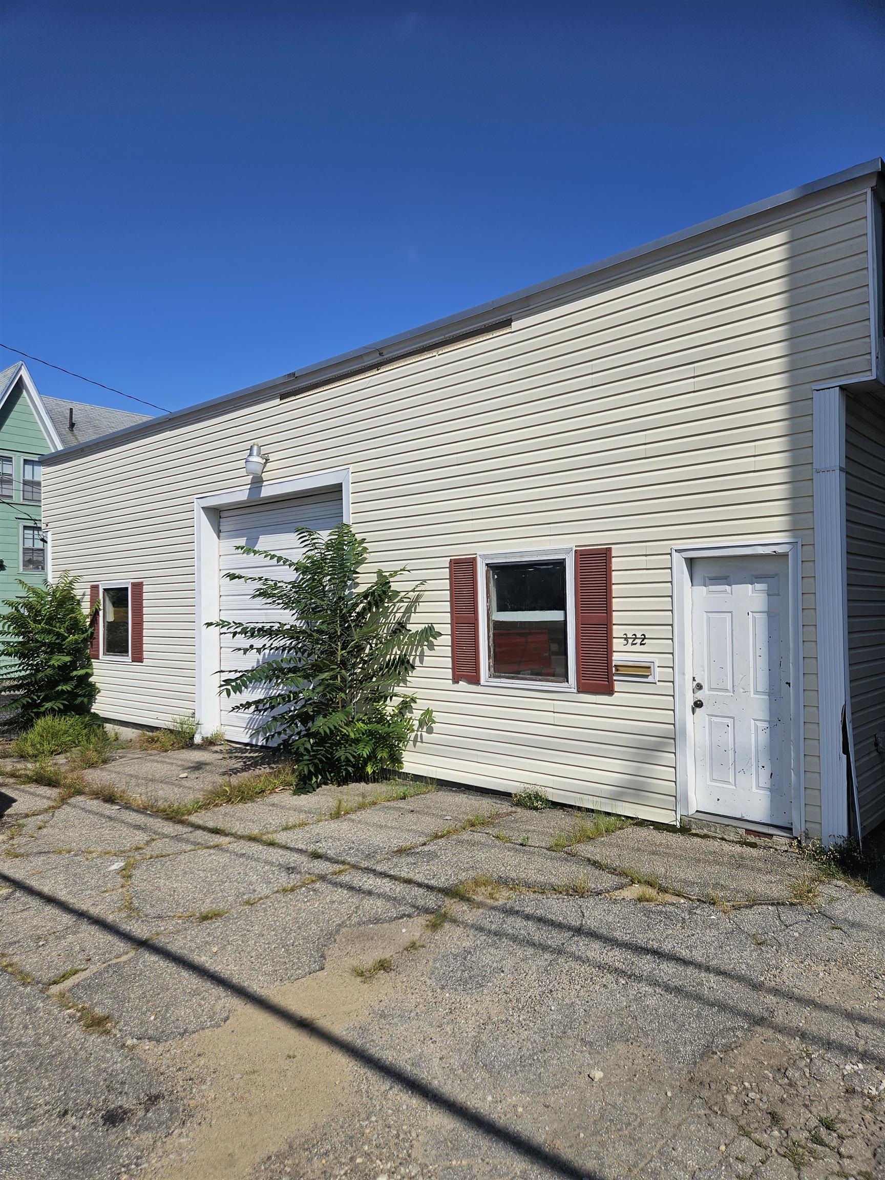 Manchester NH Commercial Property for sale $275,000 $114 per sq.ft.