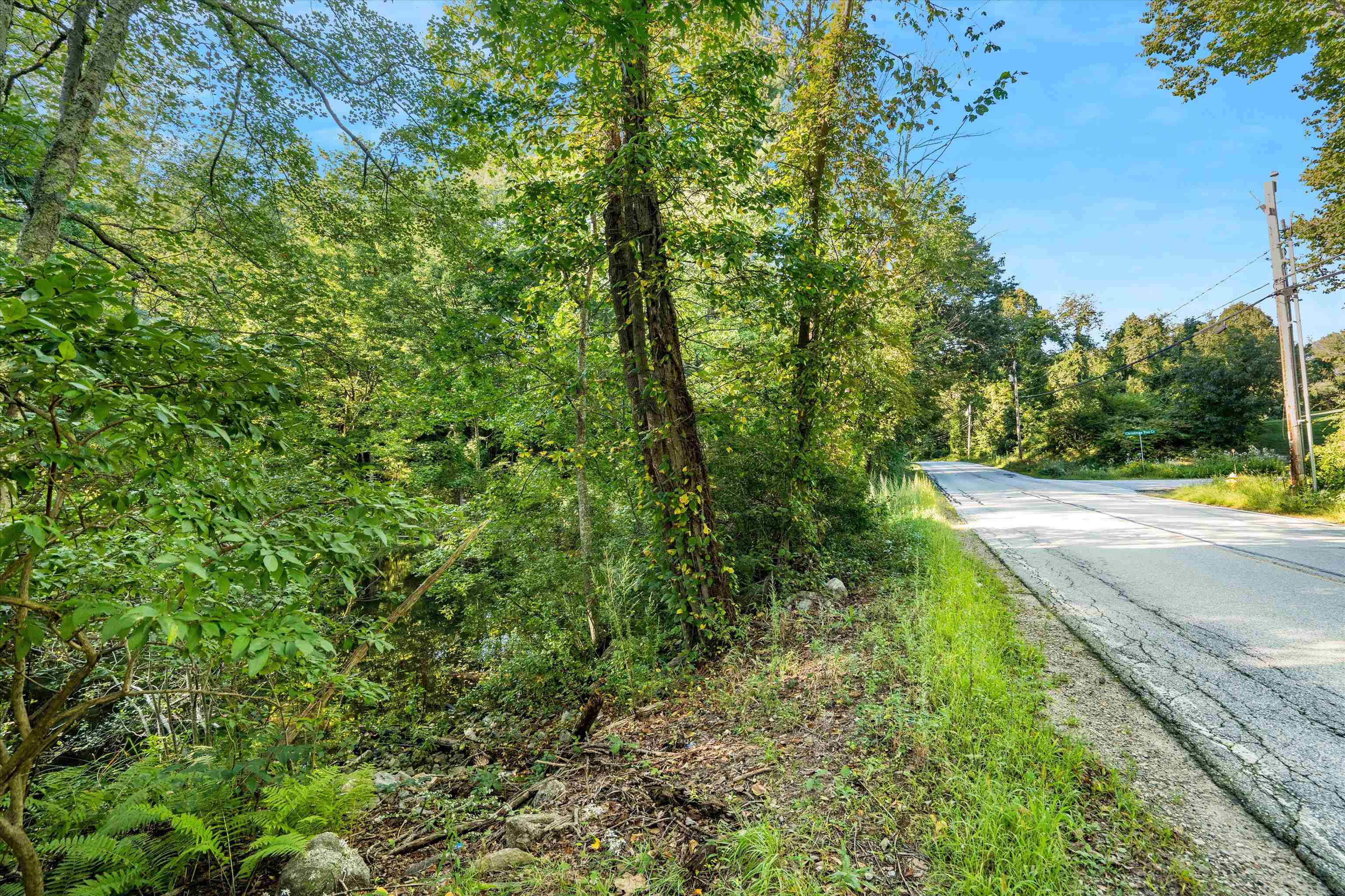 , Bedford, NH MLS 4971883 Verani Realty