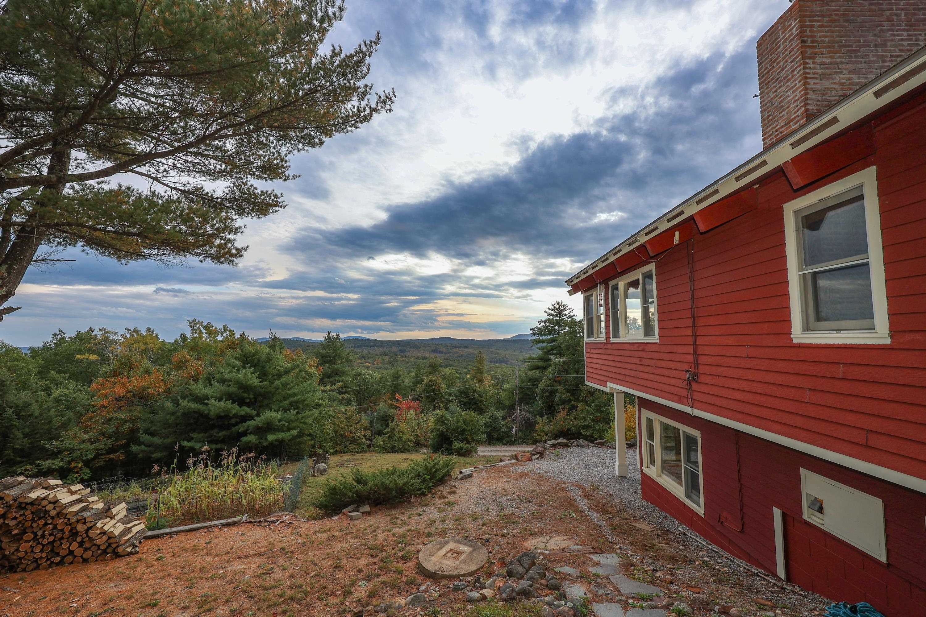 260 Maplewold Road Weare, NH Photo