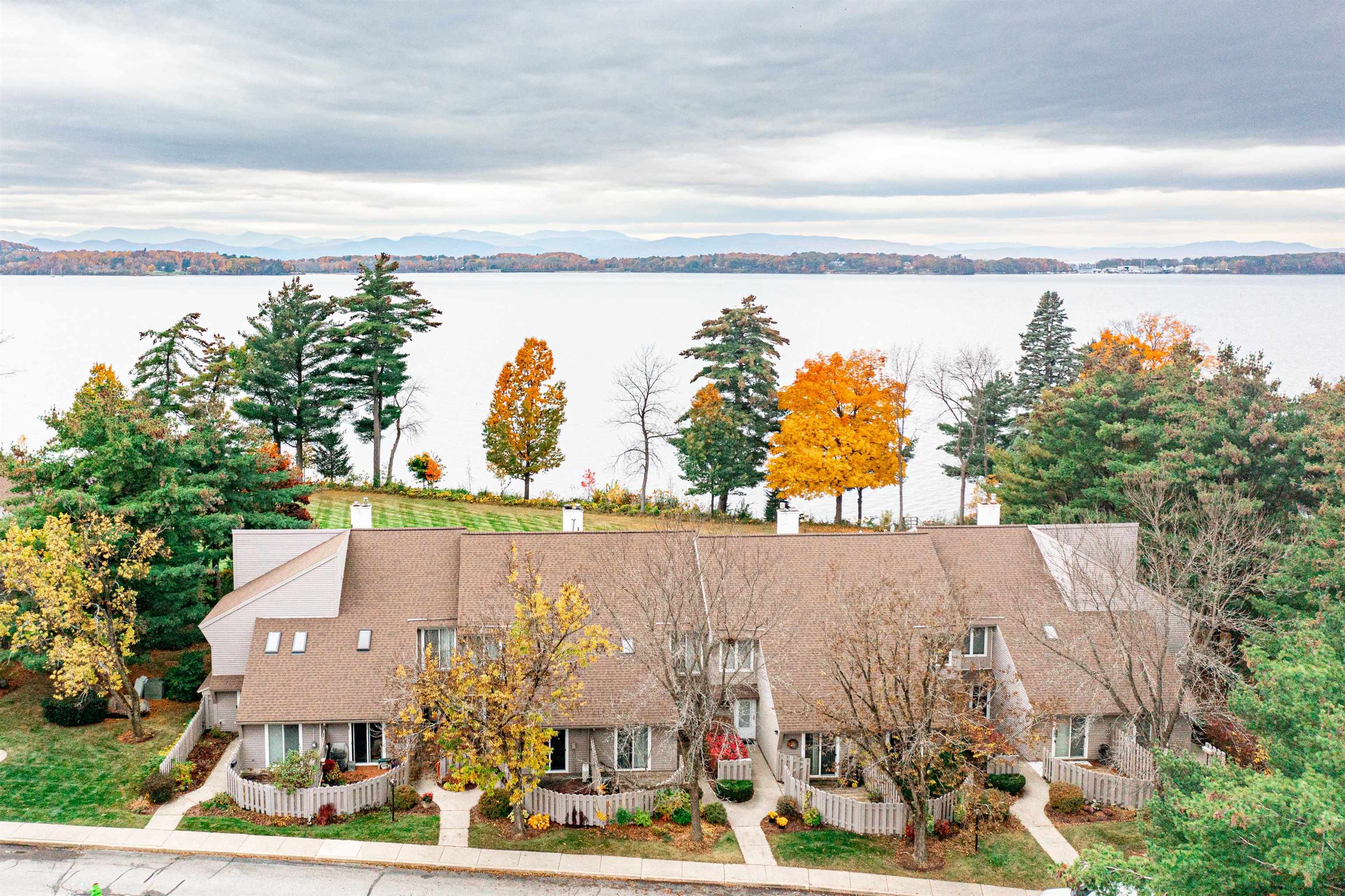 106 SOUTH BEACH ROAD, South Burlington, VT 05403 PrimeMLS