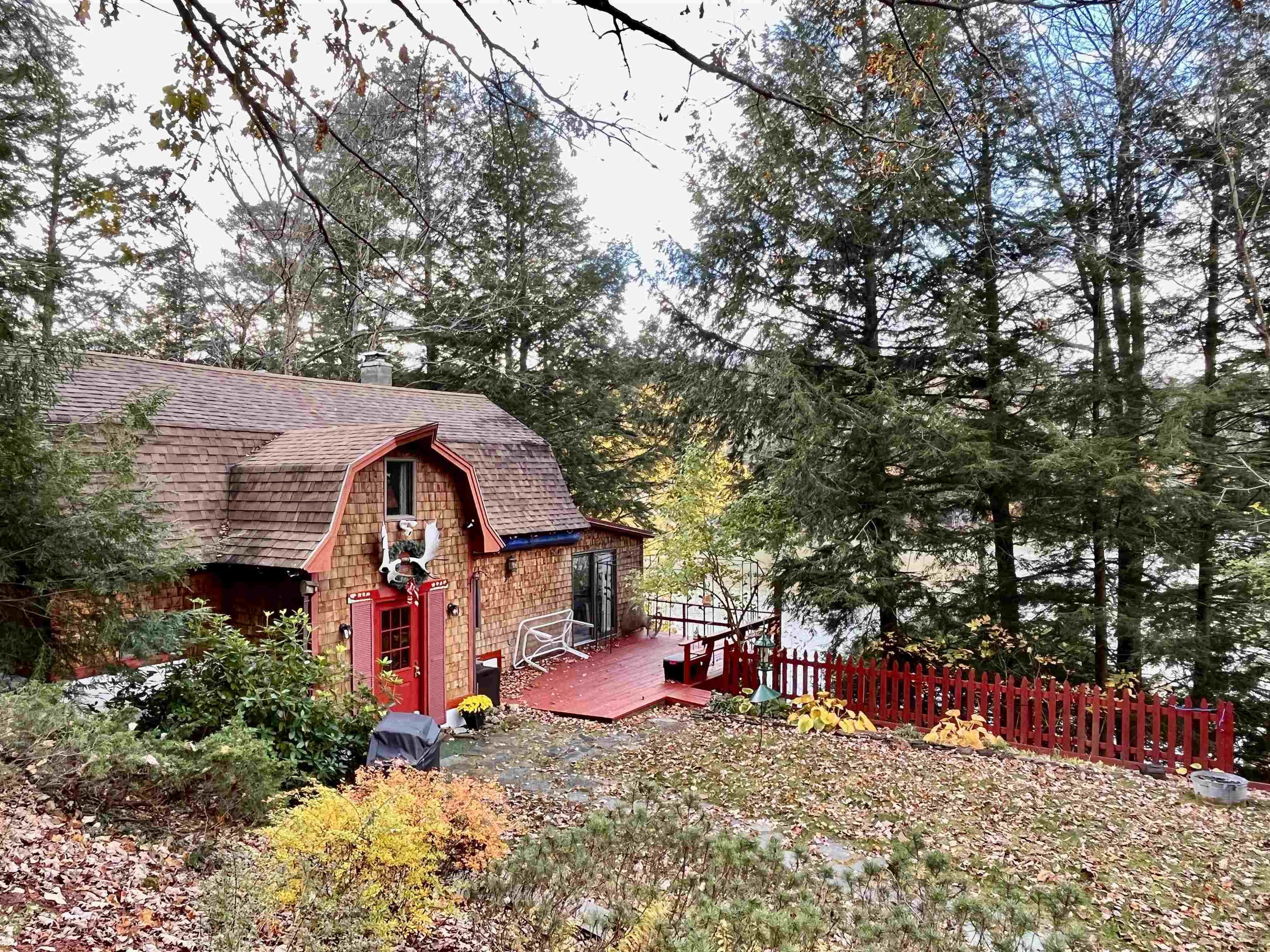 LUDLOW VT Lake House for sale $$850,000 | $478 per sq.ft.