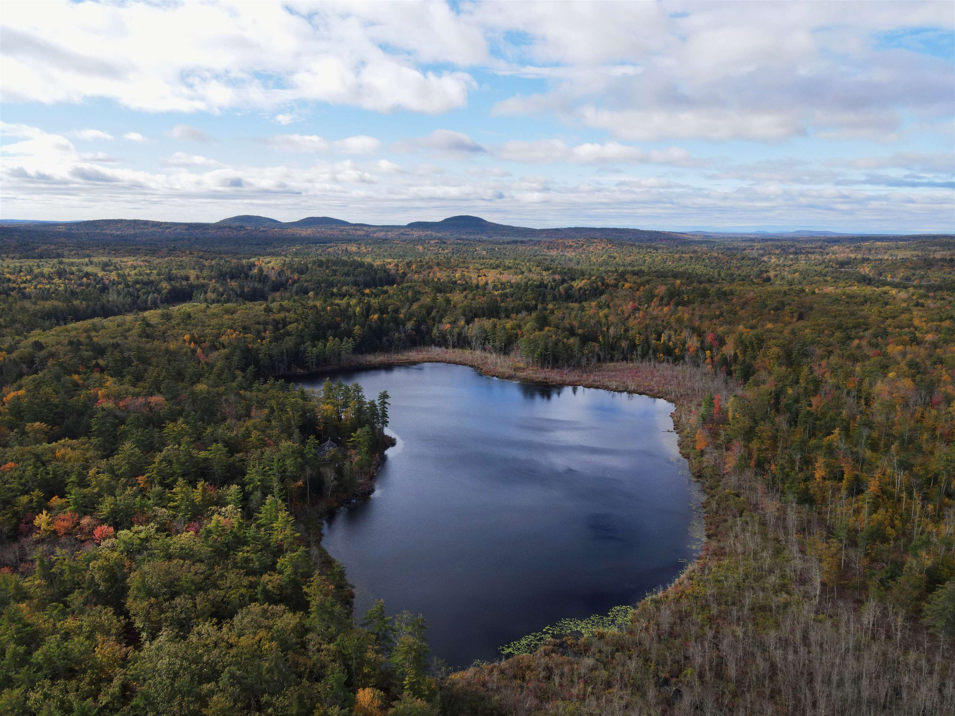  Kenison Pond Road Nottingham, NH Photo