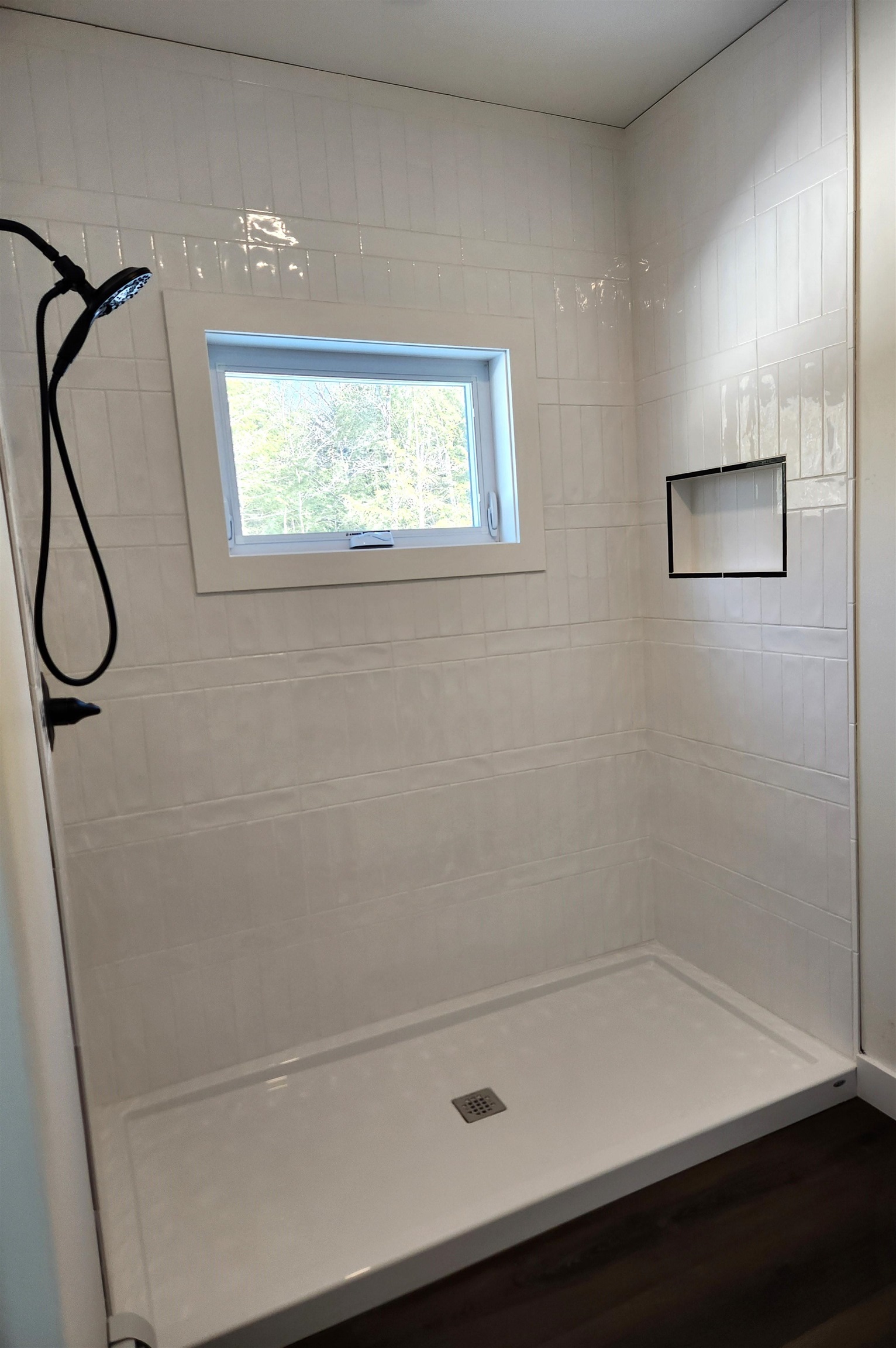 Example of tile shower main bath
