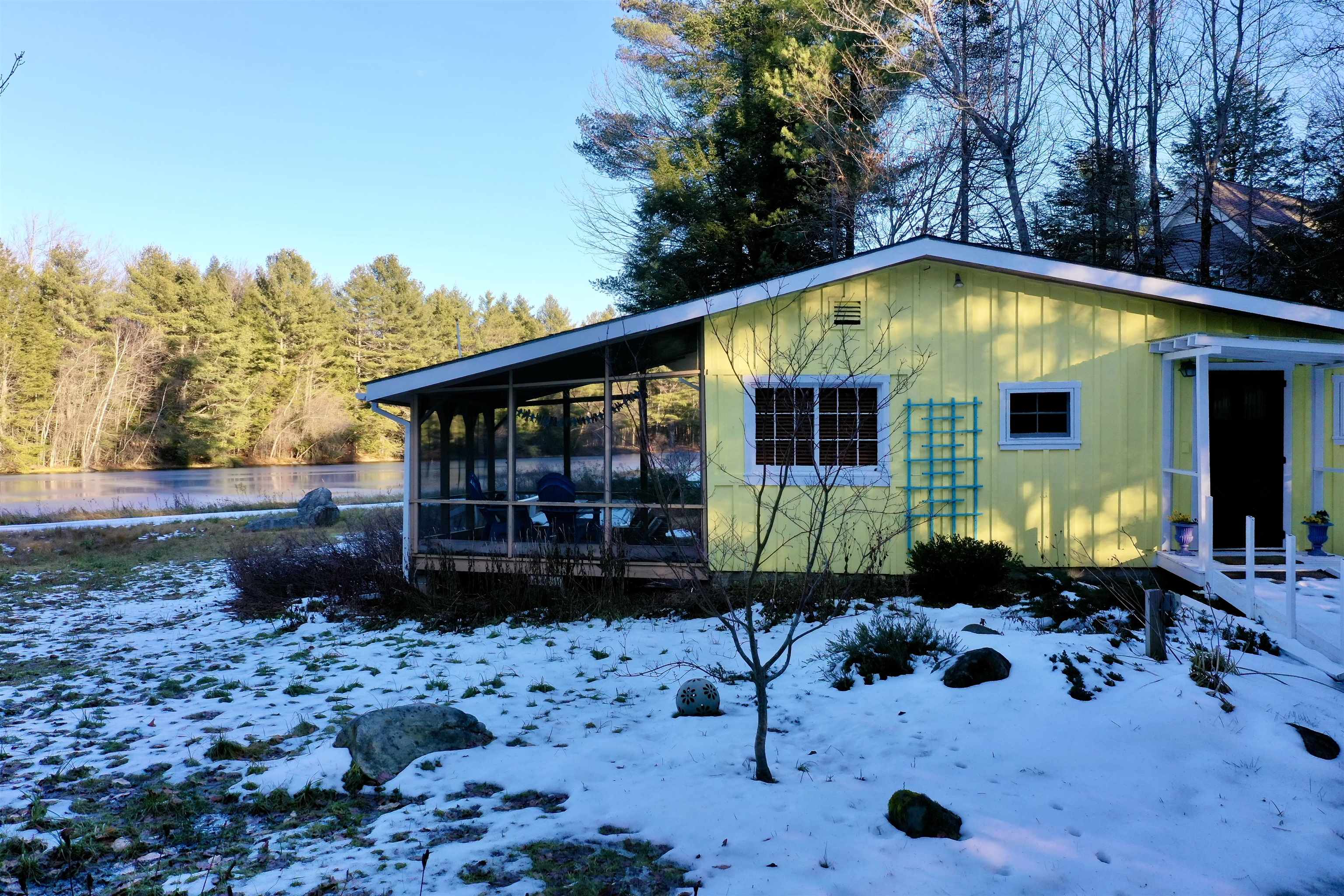 1 Story Single Family Home in New London NH