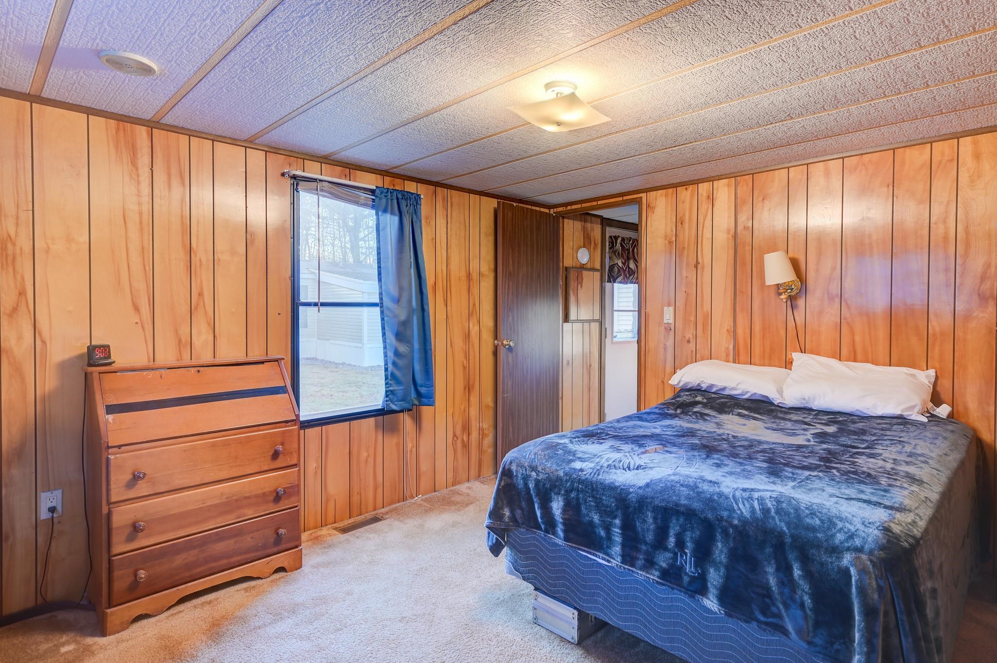 For Sale 352 Lamplighter Drive, Conway, NH 03818 2 Beds / 1 3/4 Bath