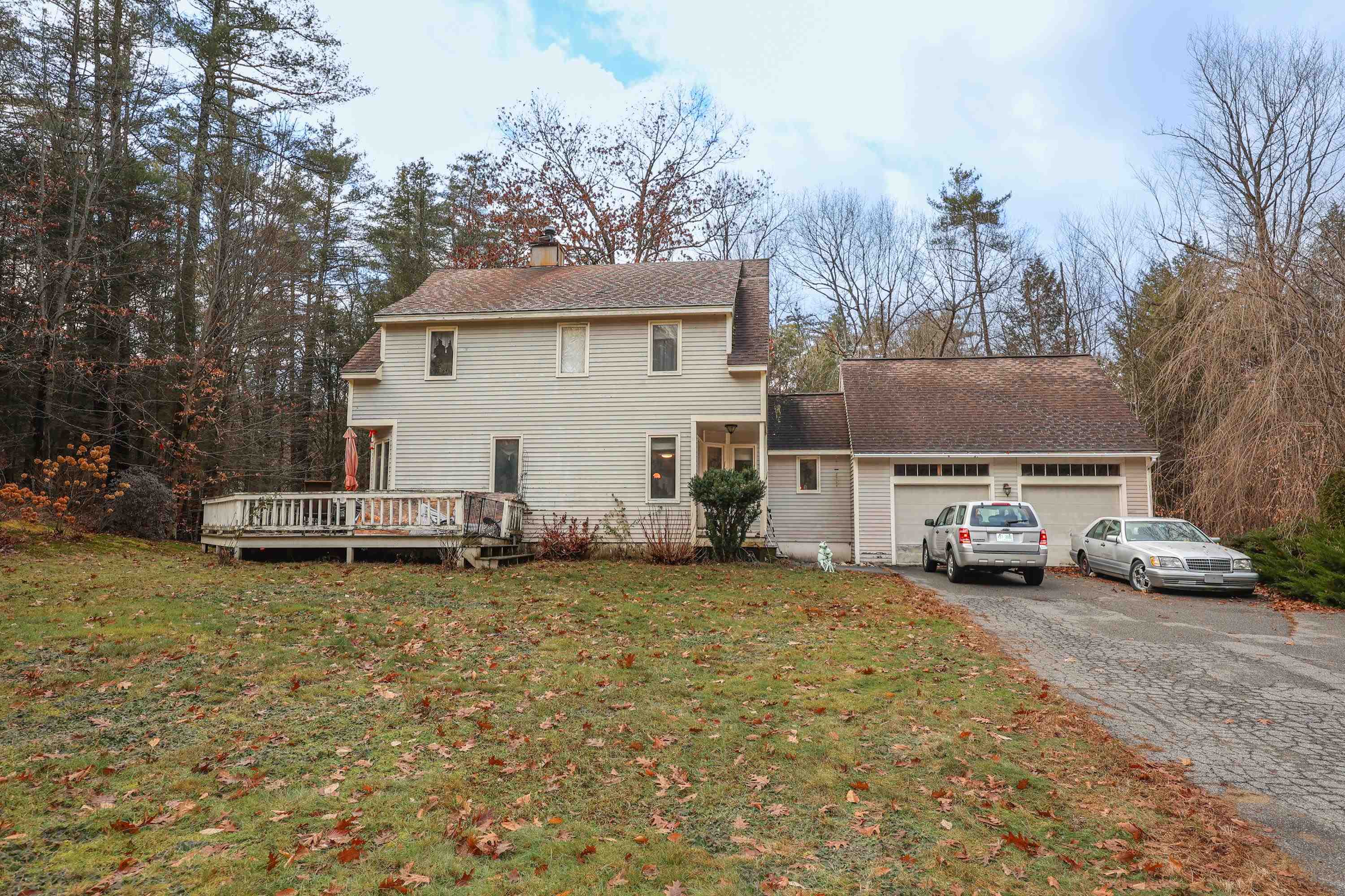 28 Old Manchester Road, Amherst, NH 03031