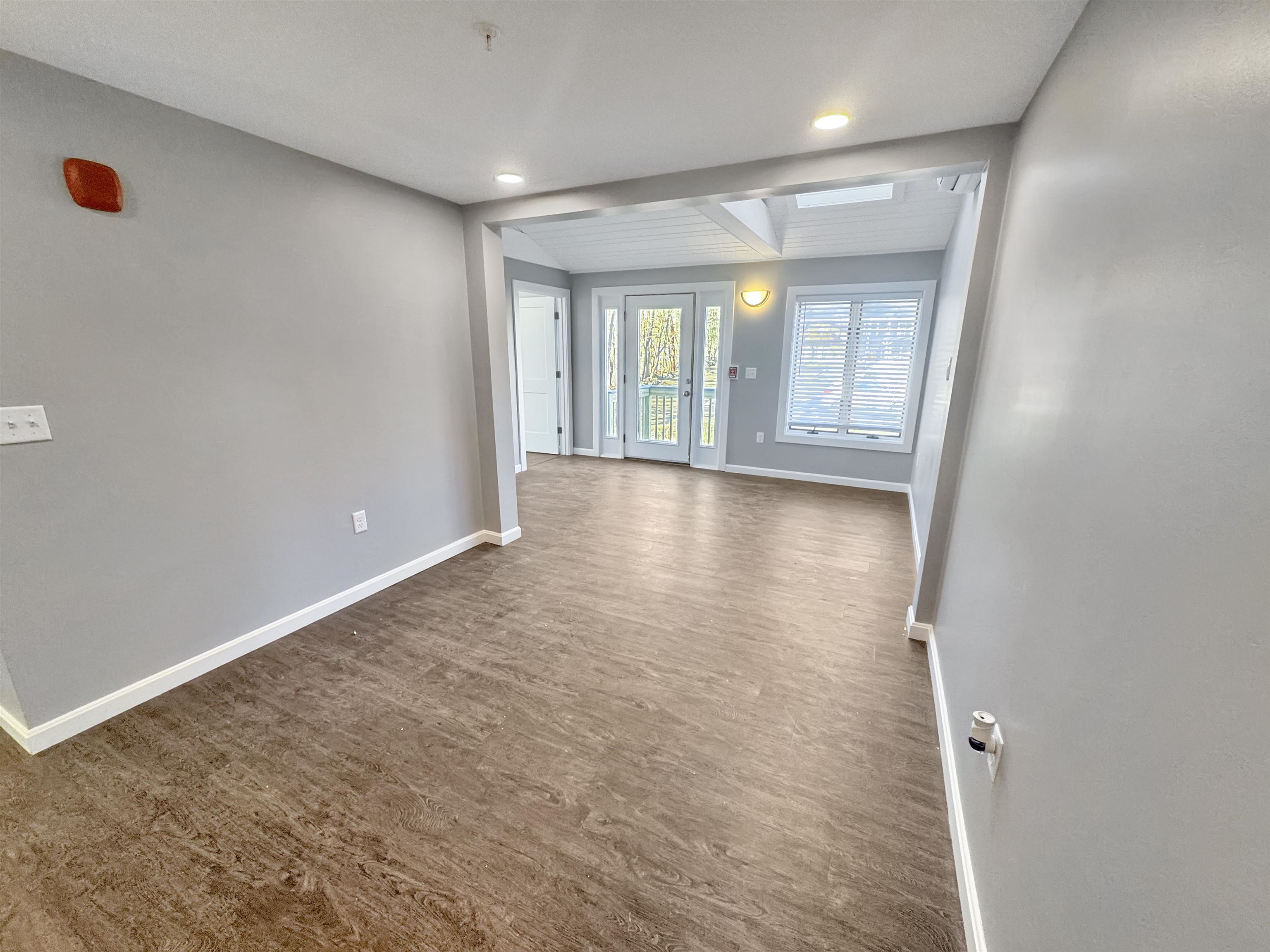 3548 Lafayette Road 201, Portsmouth, NH MLS 4980830 Verani Realty