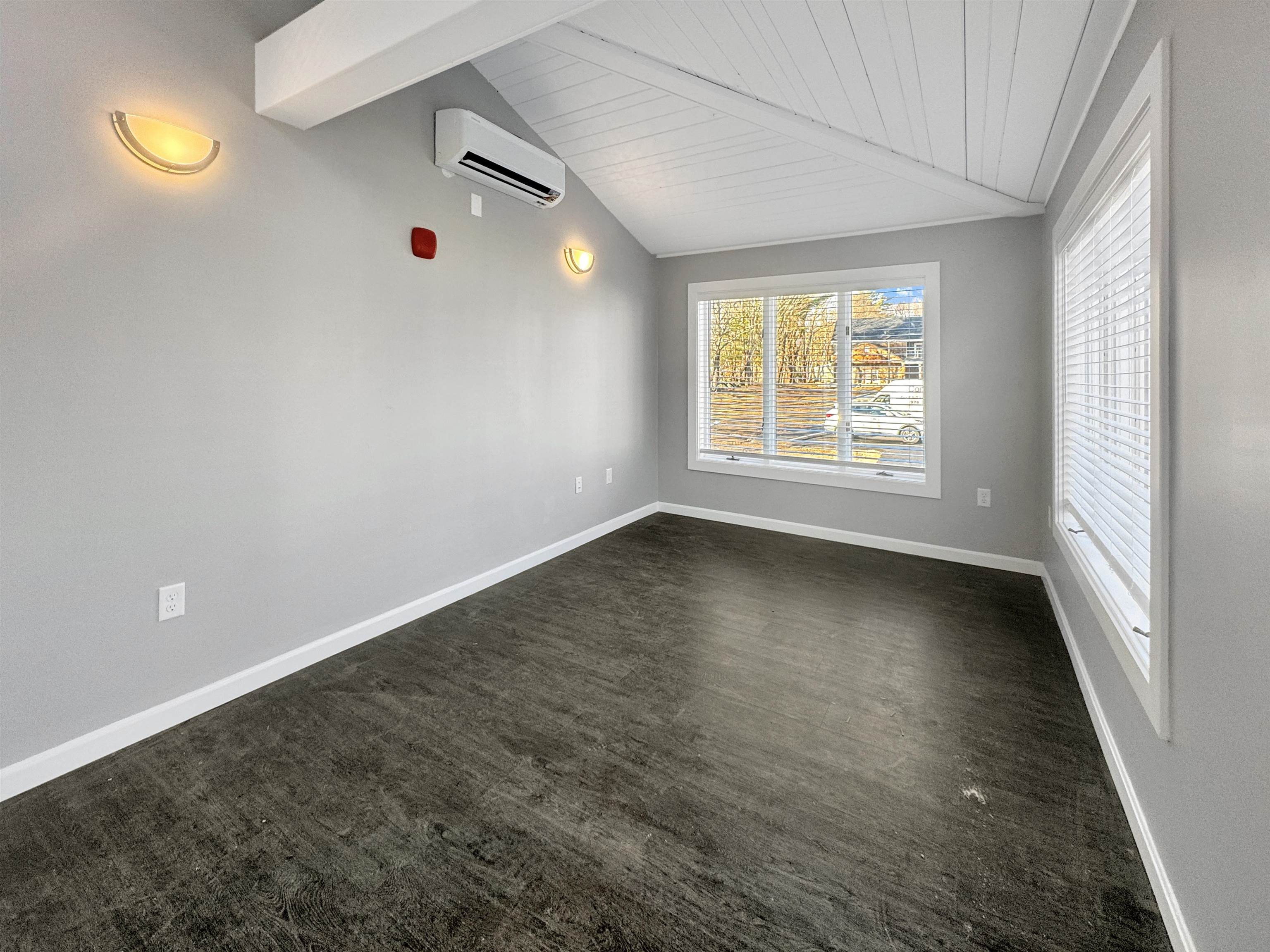 3548 Lafayette Road 201, Portsmouth, NH MLS 4980830 Verani Realty