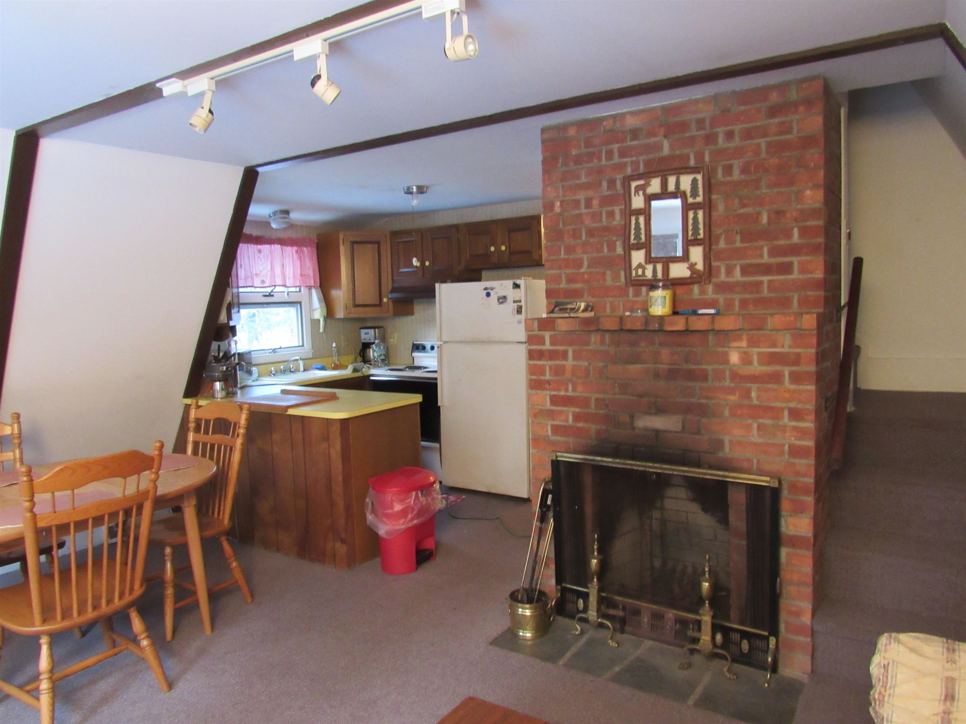 For Sale: 11 Chickadee Lane, Winhall, VT 05340 | 3 Beds / 1 Full Bath