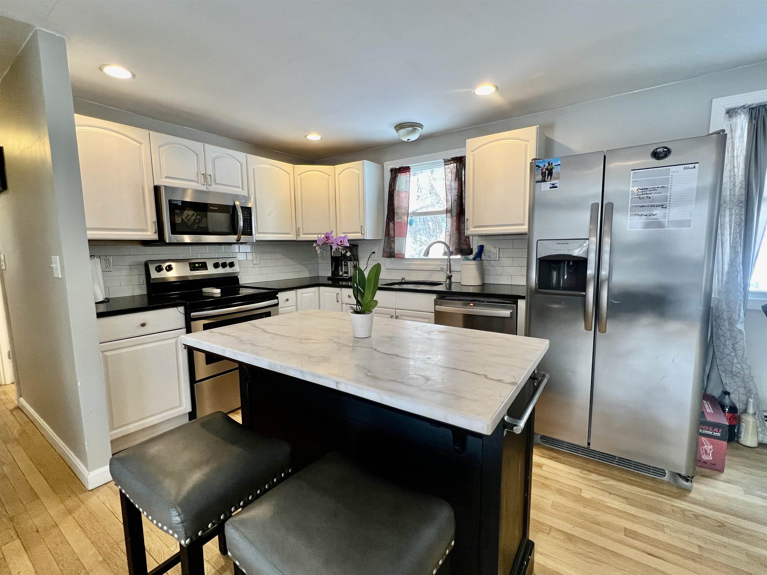 10 Gertrude Road , Windham, NH MLS 4981796 Verani Realty