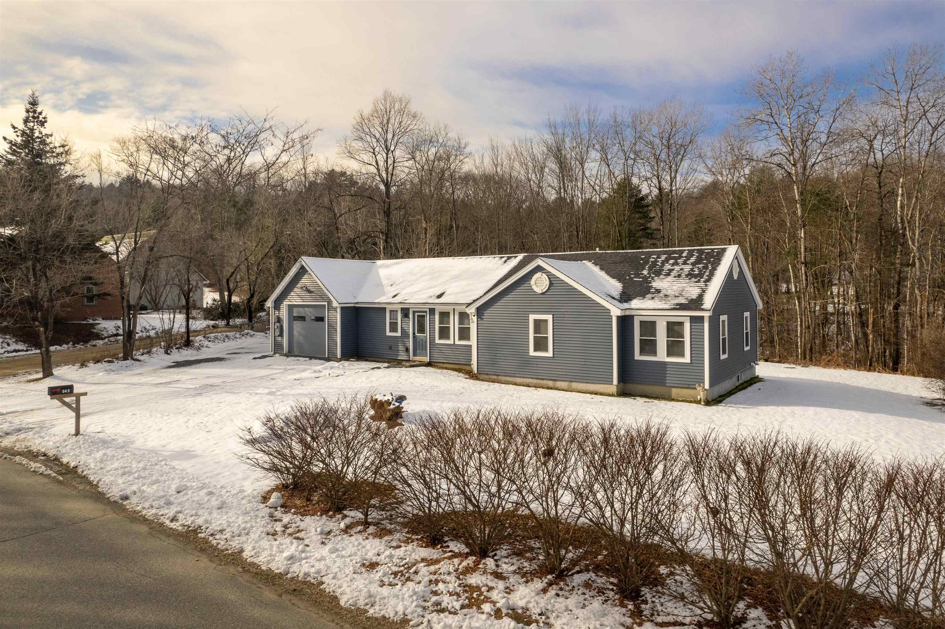 SPRINGFIELD VT Home for sale $$350,000 | $265 per sq.ft.
