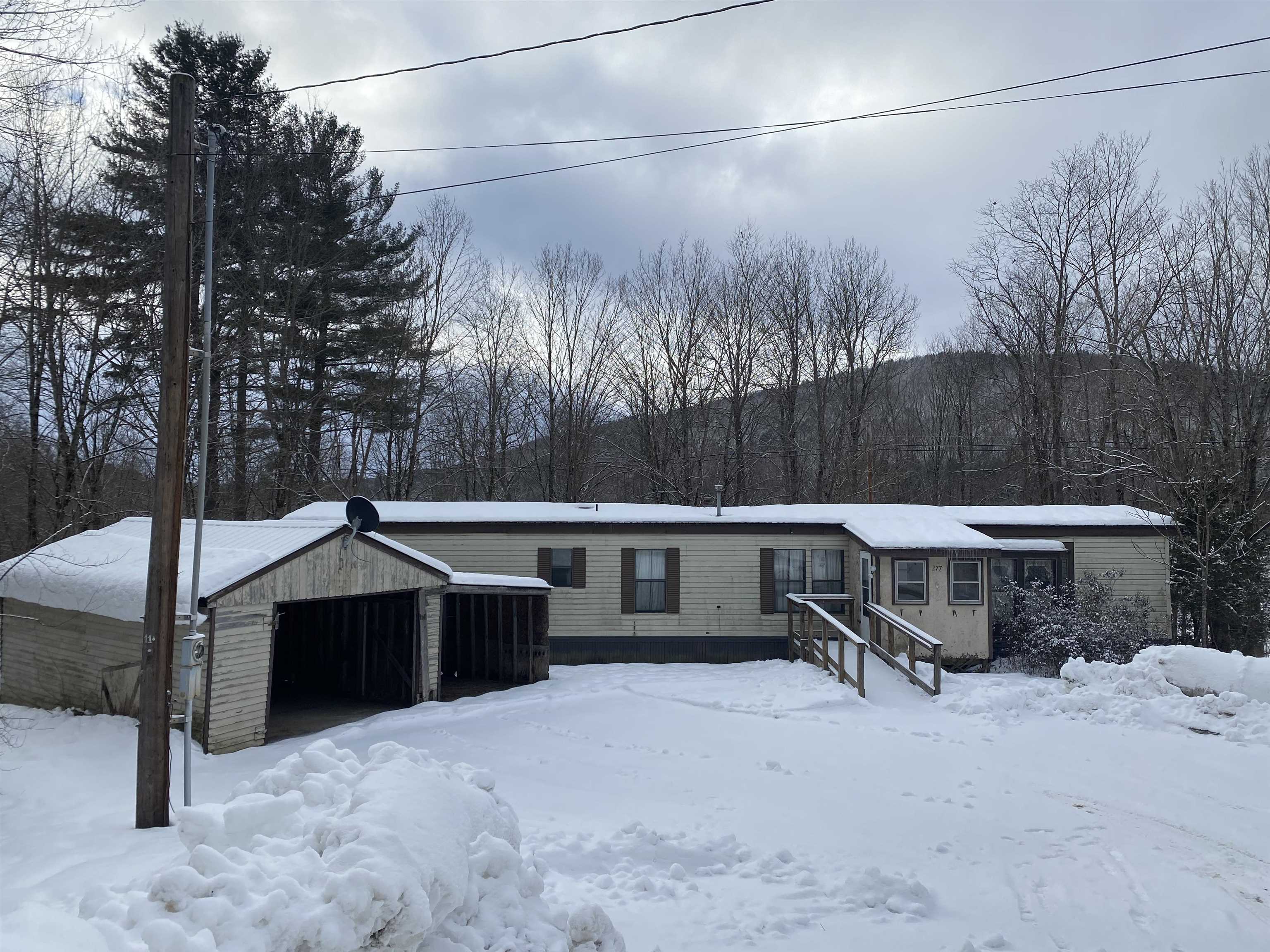 277 West Main Street , Hyde Park, VT MLS 4982104 Carey & Giampa