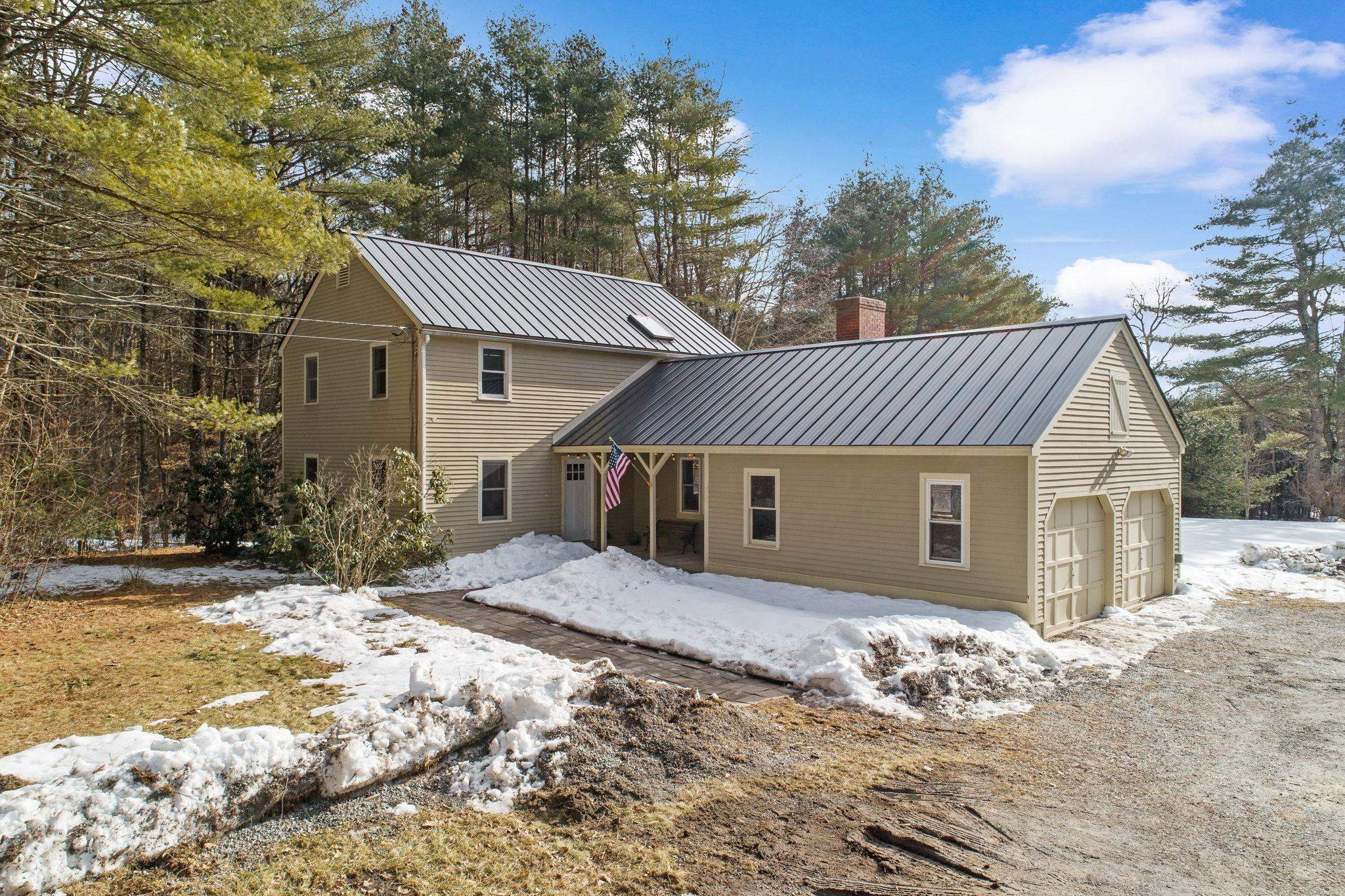 294 Butterfield Mill Road New Boston, NH Photo
