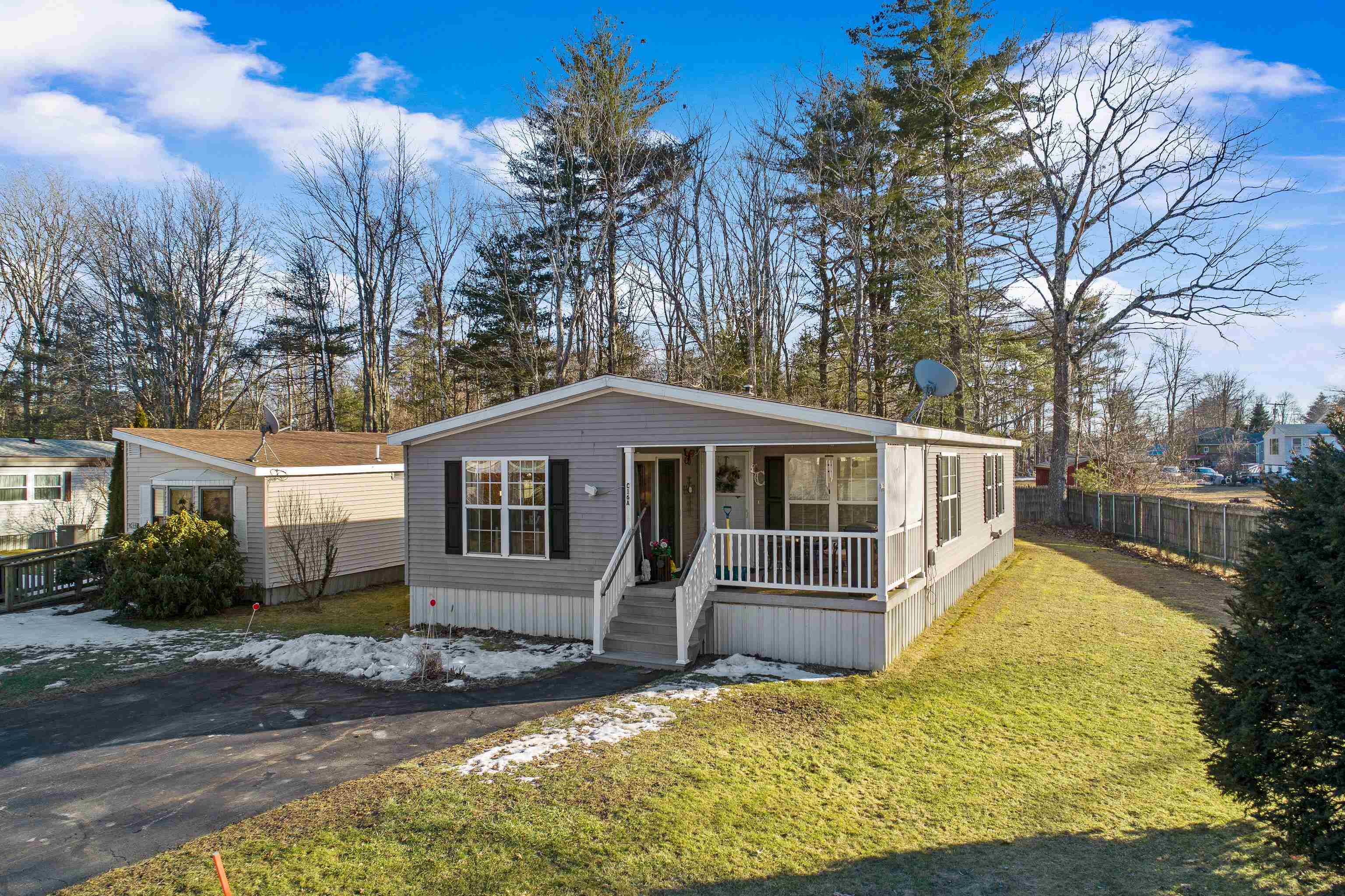 290 Calef HighwayC16A  Epping, NH Photo