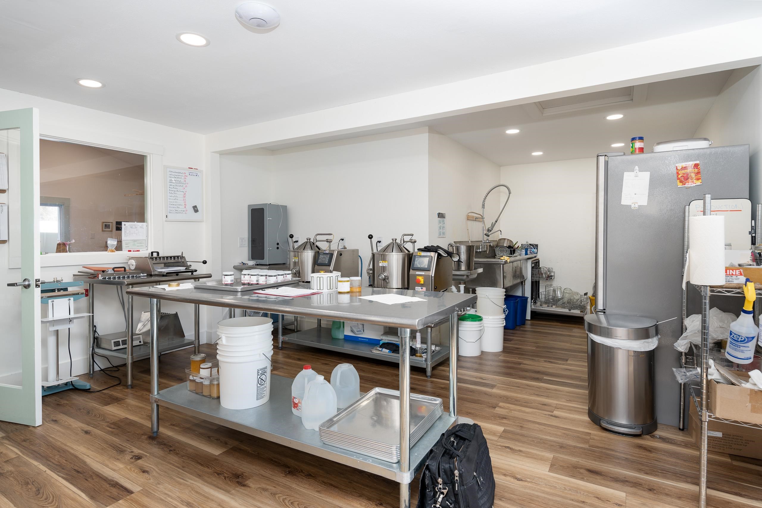 Commercial Kitchen