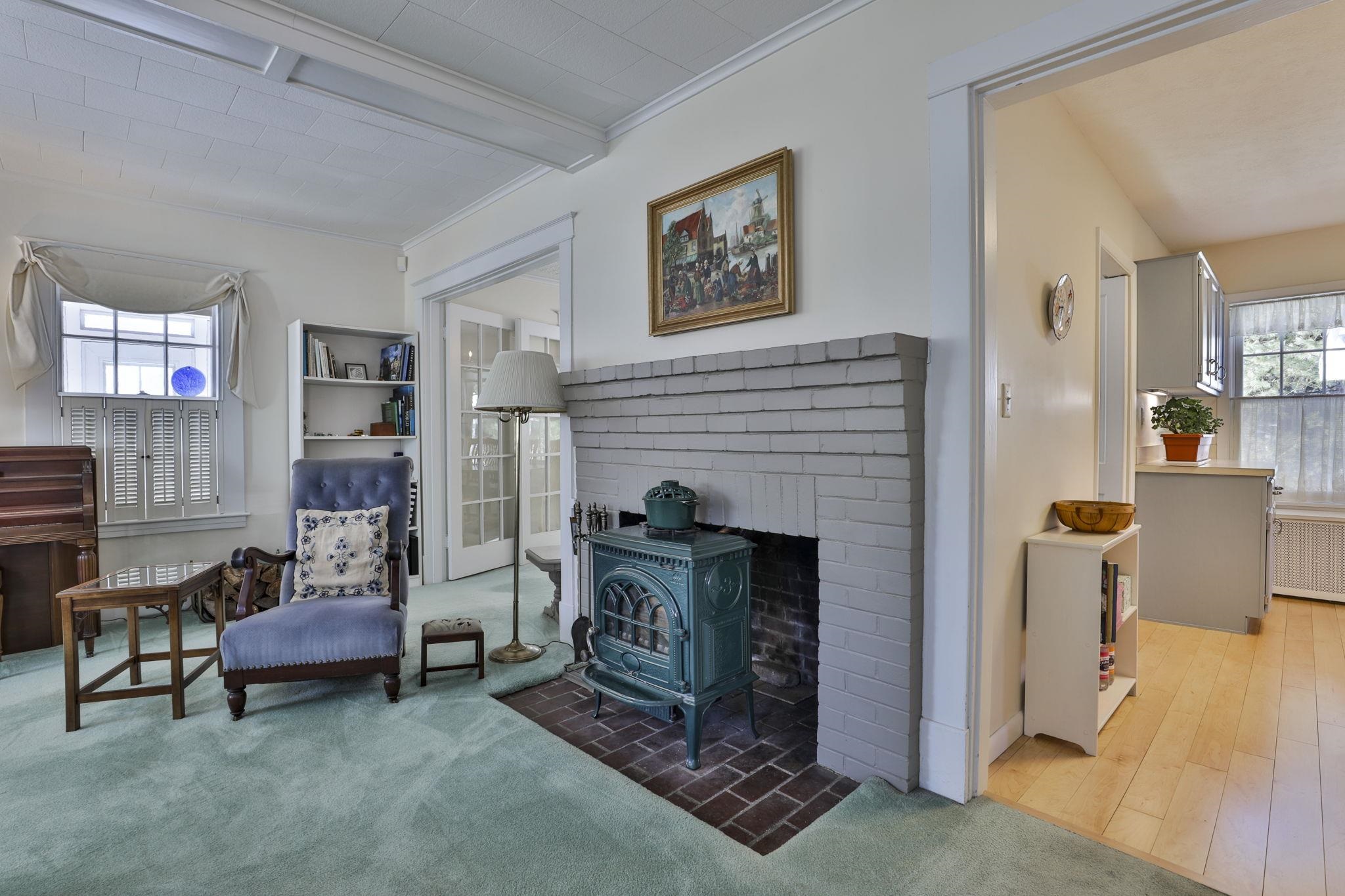 16036576787 44 North Adams Street , New