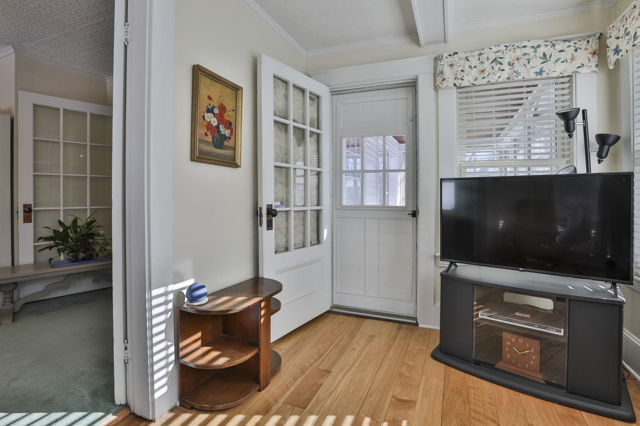 16036576787 44 North Adams Street , New