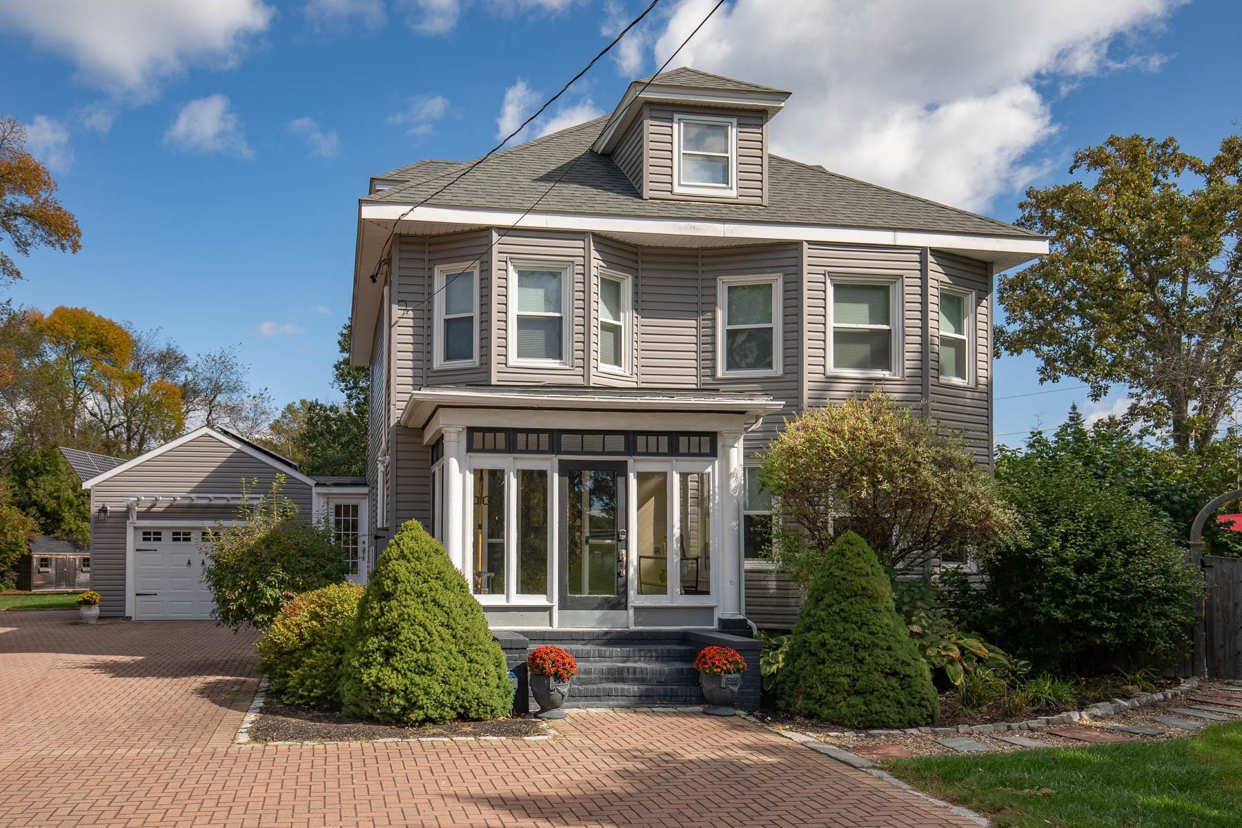 384 Peverly Hill Road, Portsmouth, NH 03801