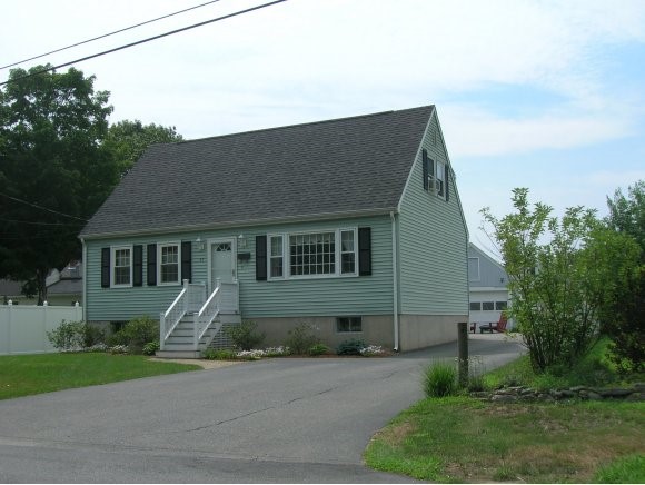 MLS 4987674: 20 Forest Street, Exeter NH