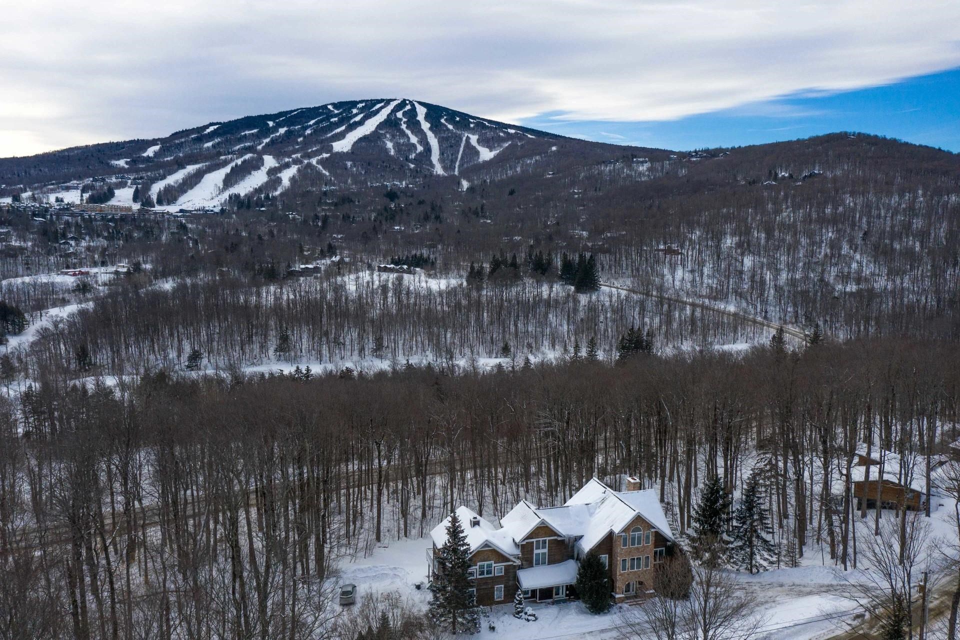 27 Mountain View Road, Winhall, VT 05340 | MLS # 4988296