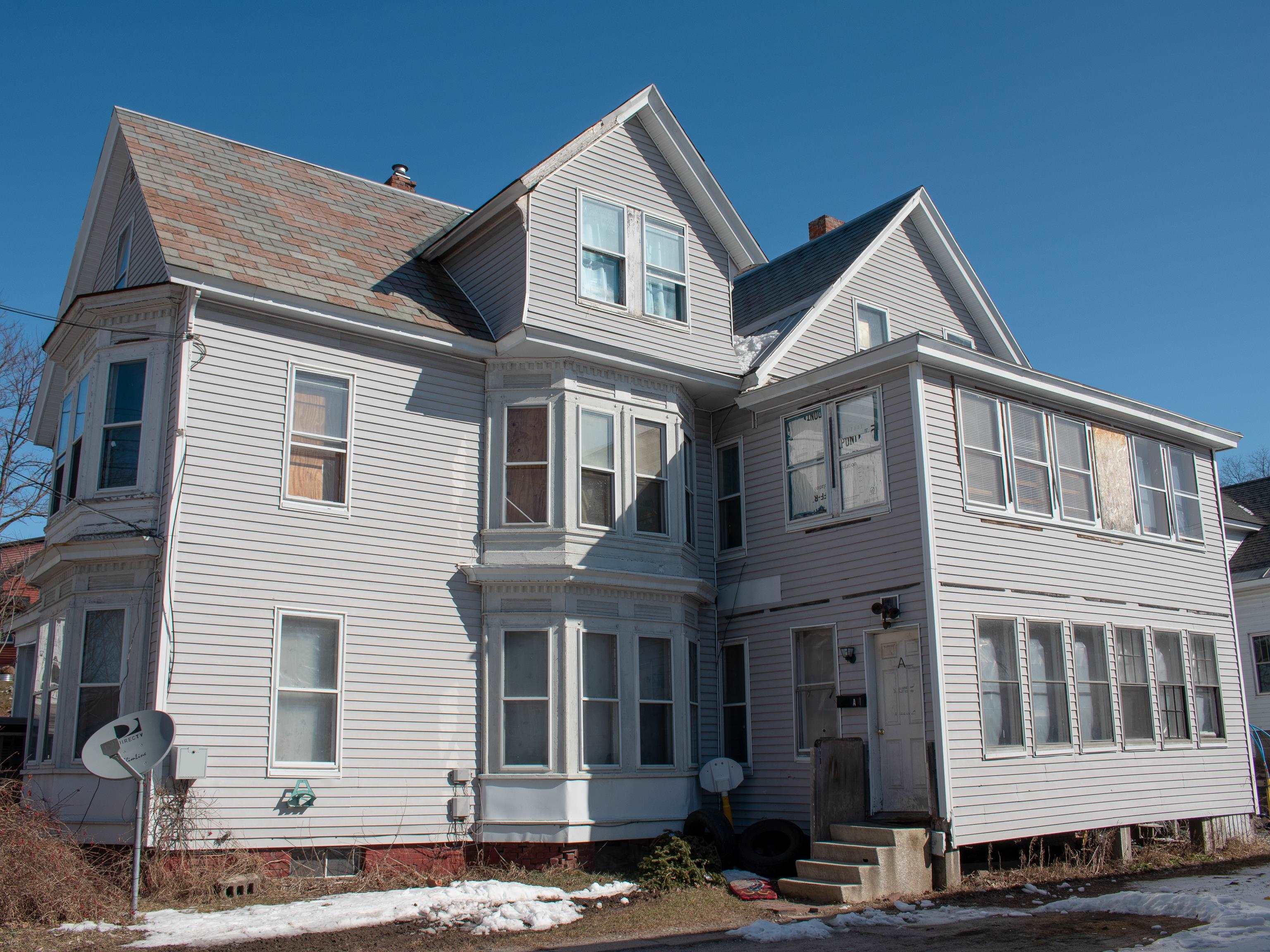 Newport NH 03773 Multi Family for sale $List Price is $310,000