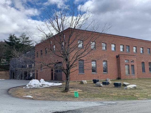 Woodstock VT Commercial Property for sale $$215,000 $222 per sq.ft.