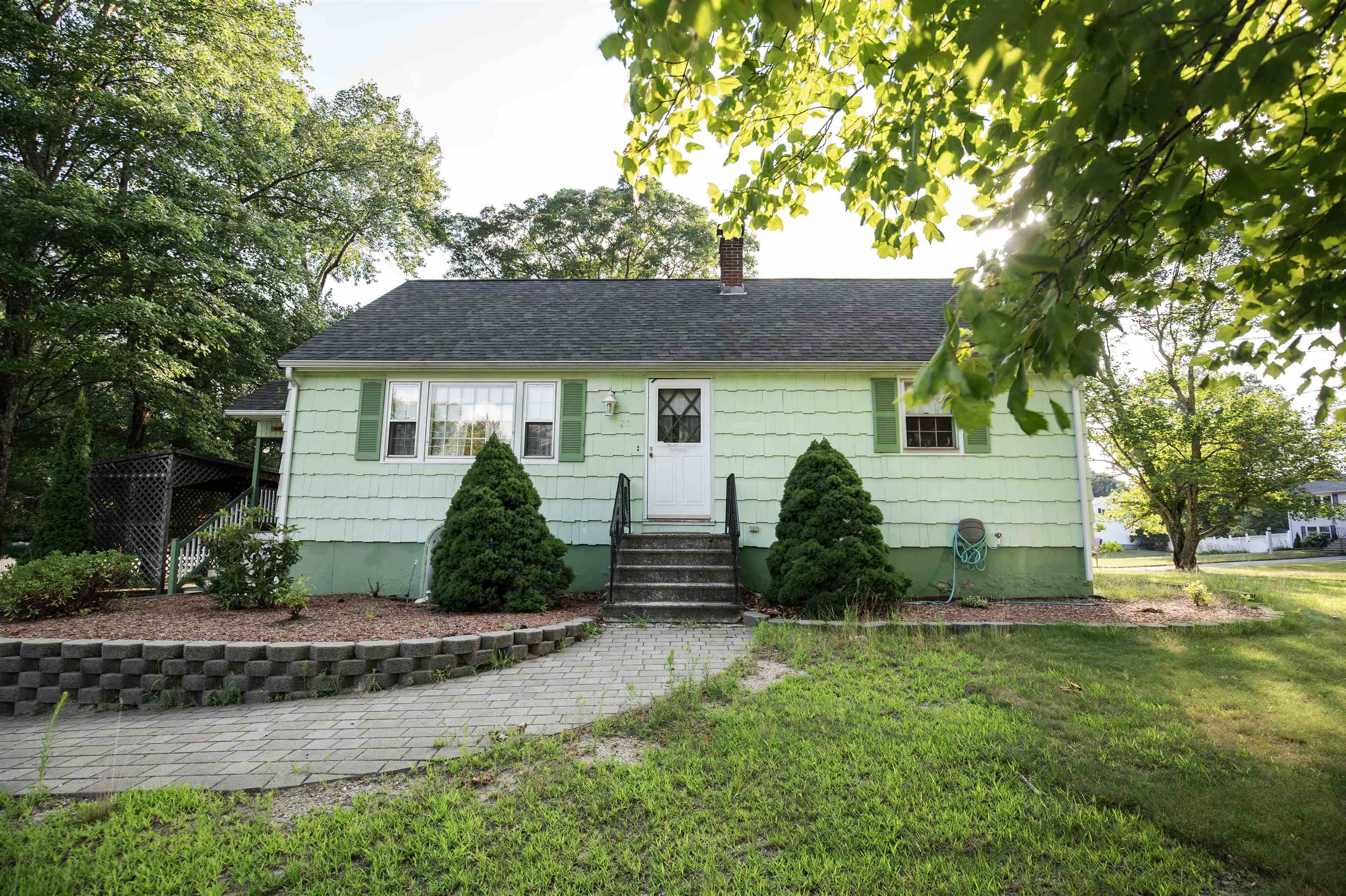 Photo of 25 Marie Avenue Salem NH 03079