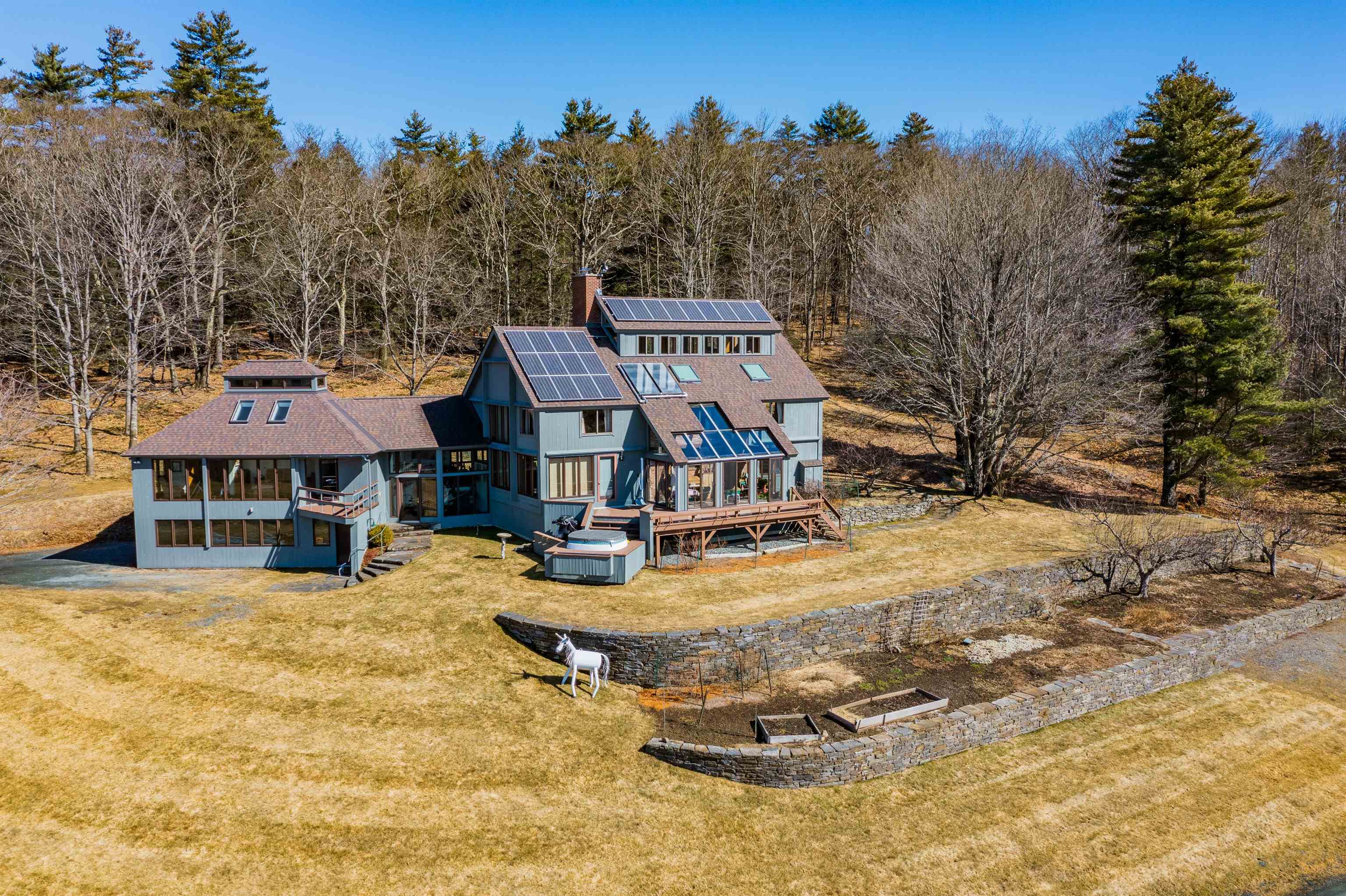 Hartford VT Home for sale $$1,250,000 $360 per sq.ft.