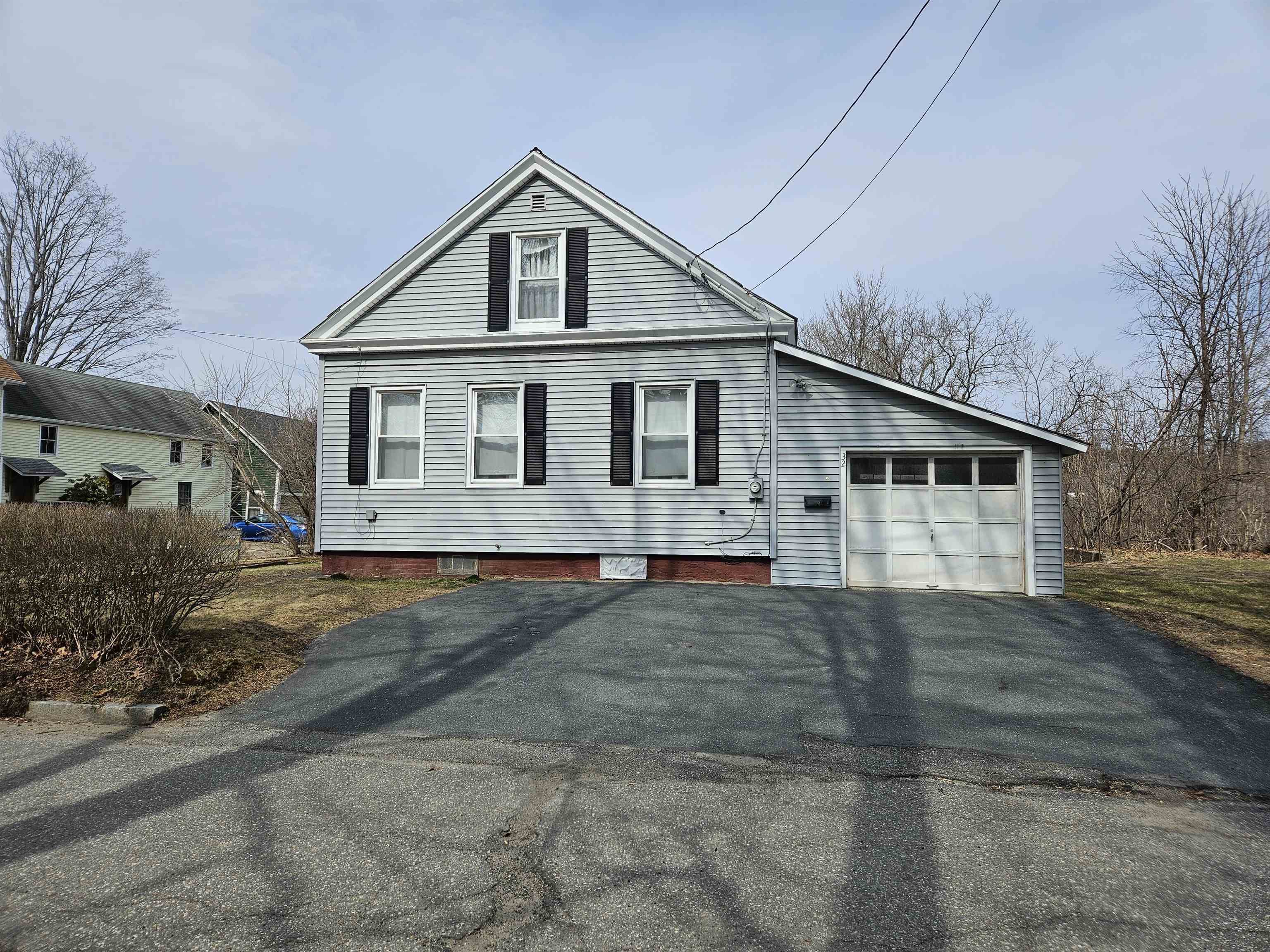Claremont NH 03743 Home for sale $List Price is $189,900
