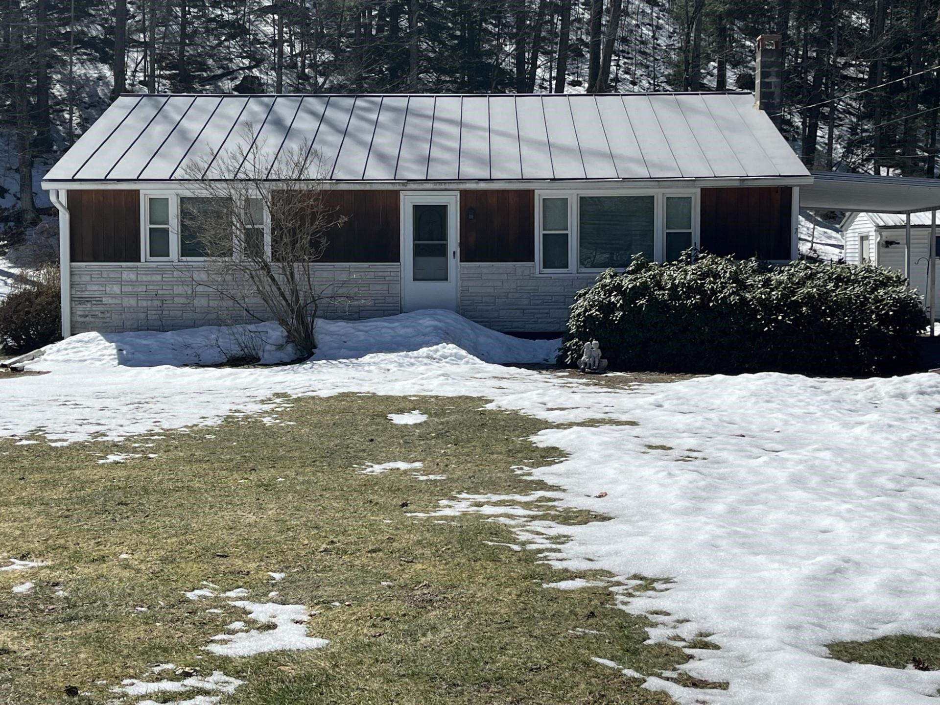 Claremont NH Home for sale $$249,900 $213 per sq.ft.