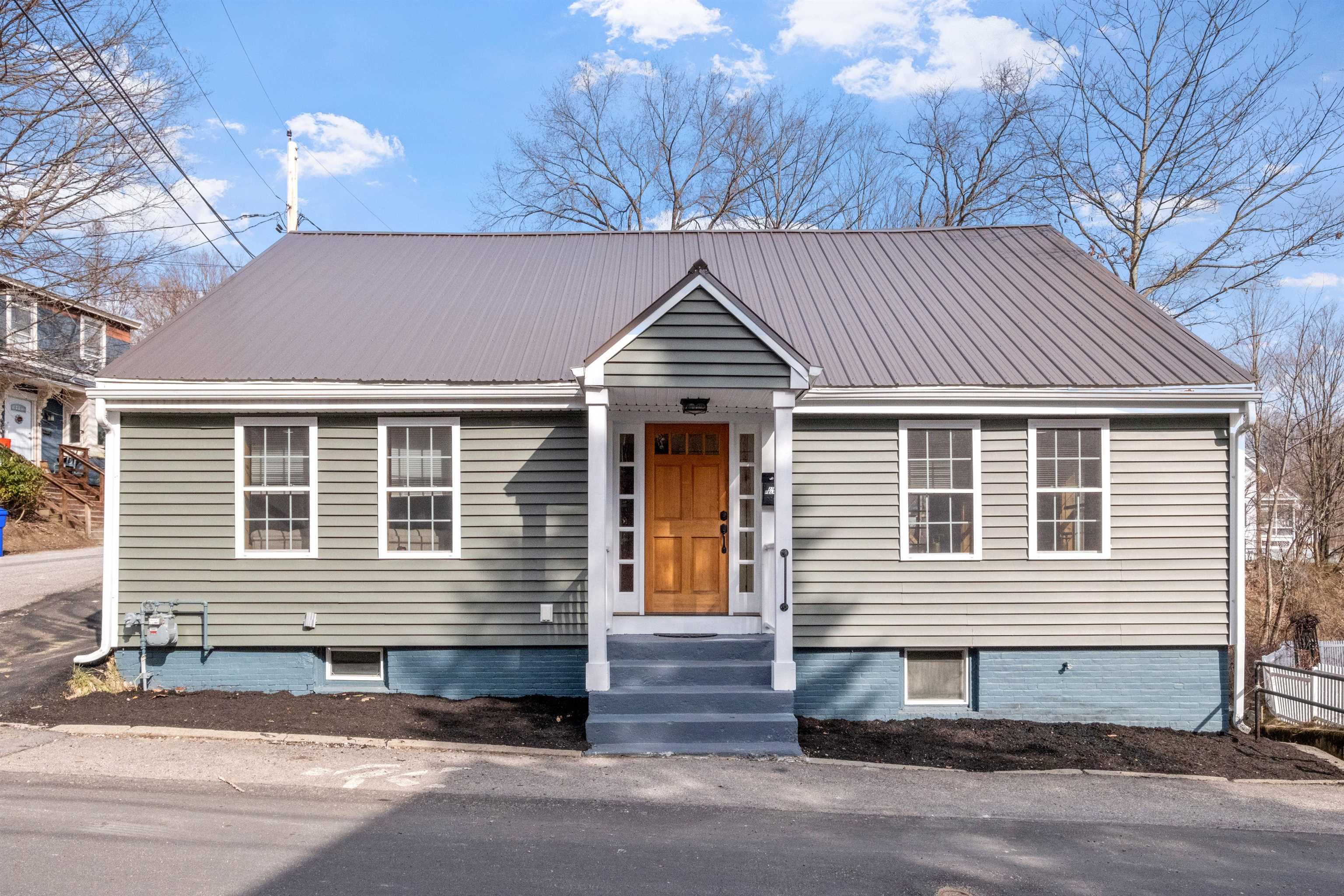 Photo of 27 Chestnut Street Tilton NH 03276
