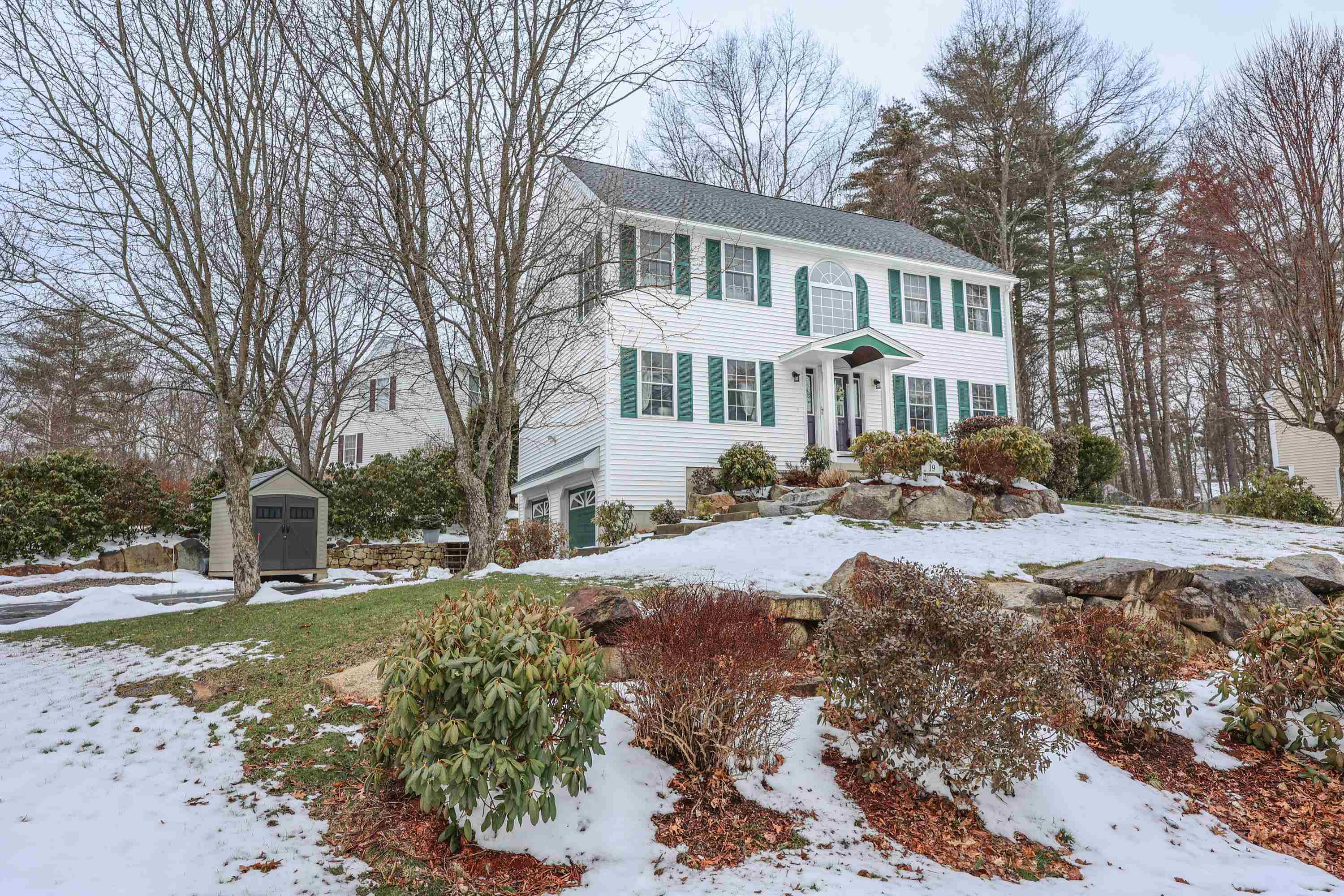 Photo of 19 Trent Road Hooksett NH 03106