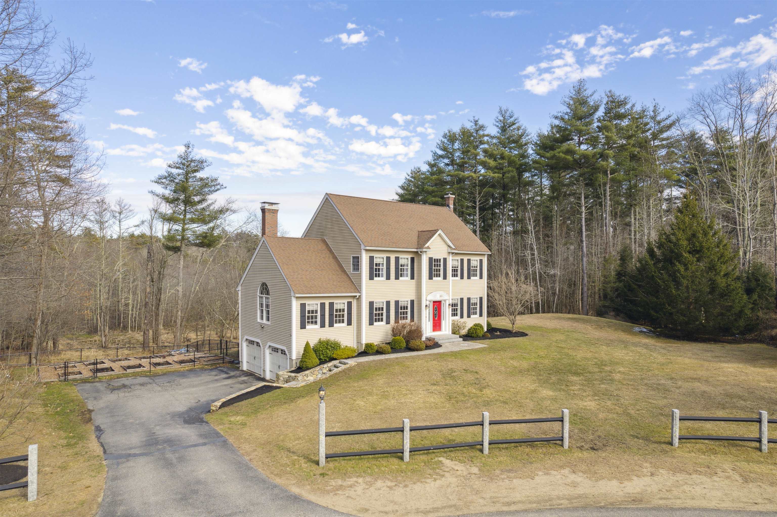 15 Lindon Drive, Brentwood, NH 