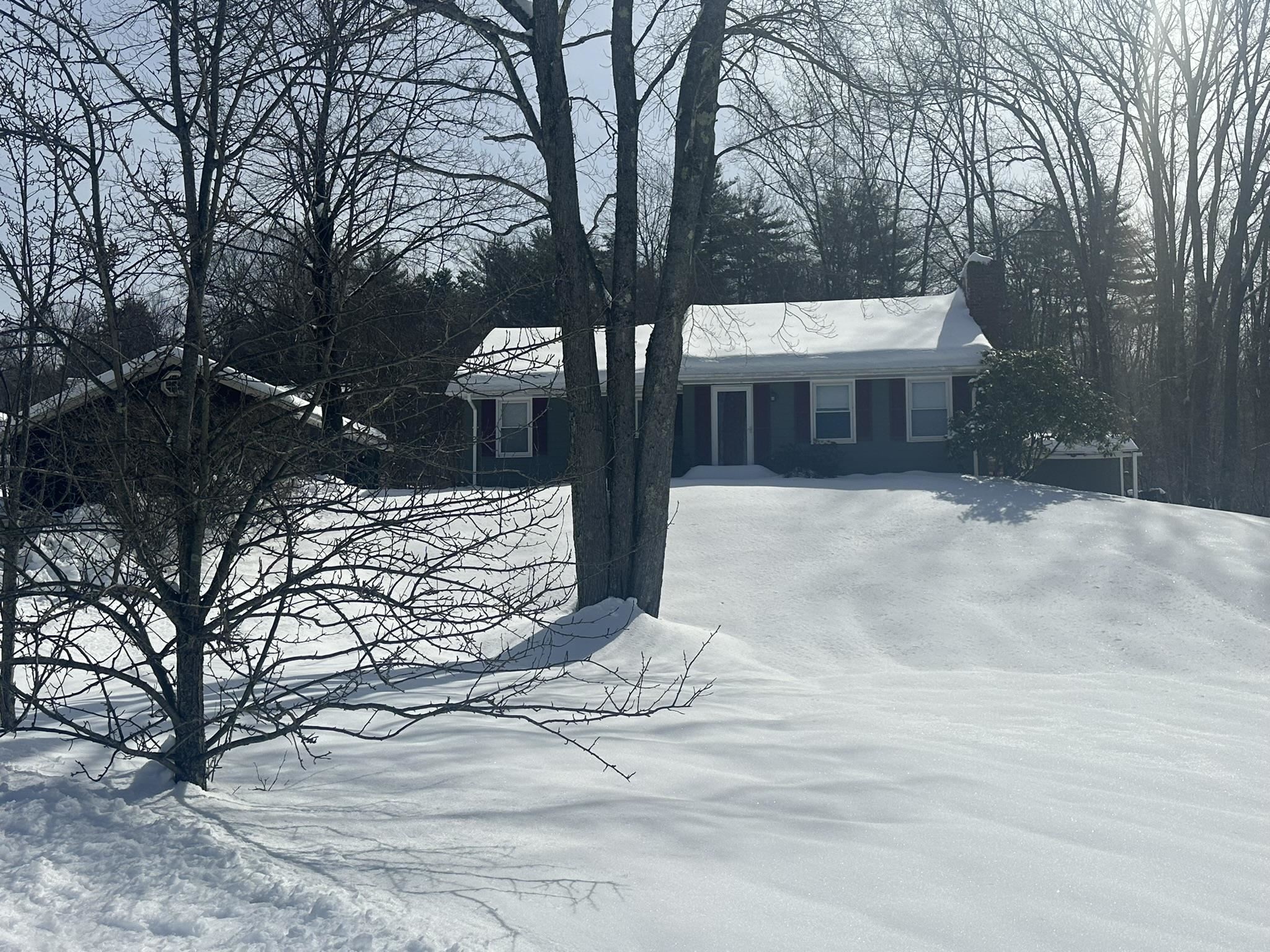 CHARLESTOWN NH Home for sale $$285,000 | $272 per sq.ft.