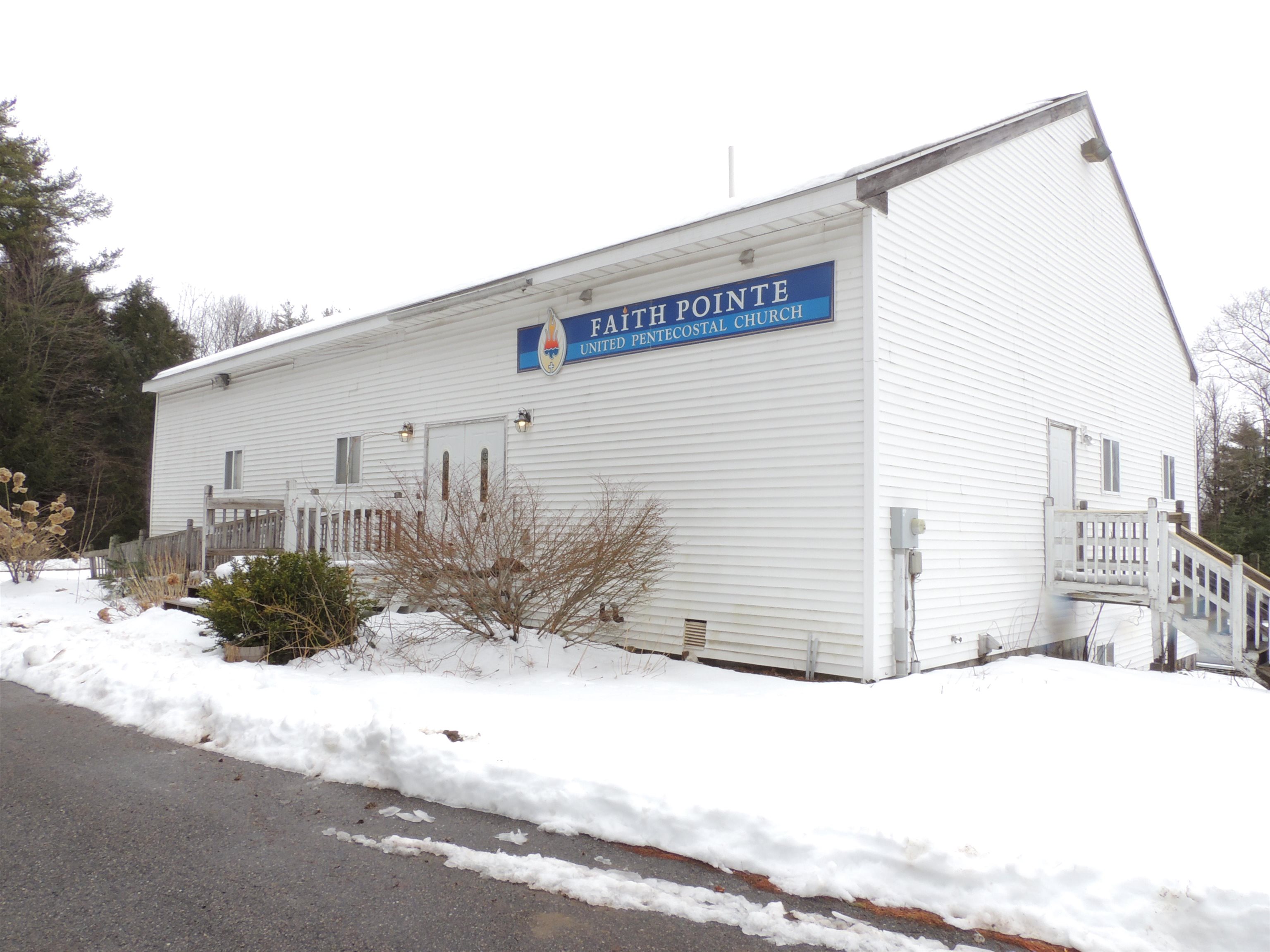Laconia NH Commercial Property for sale $549,000 $108 per sq.ft.
