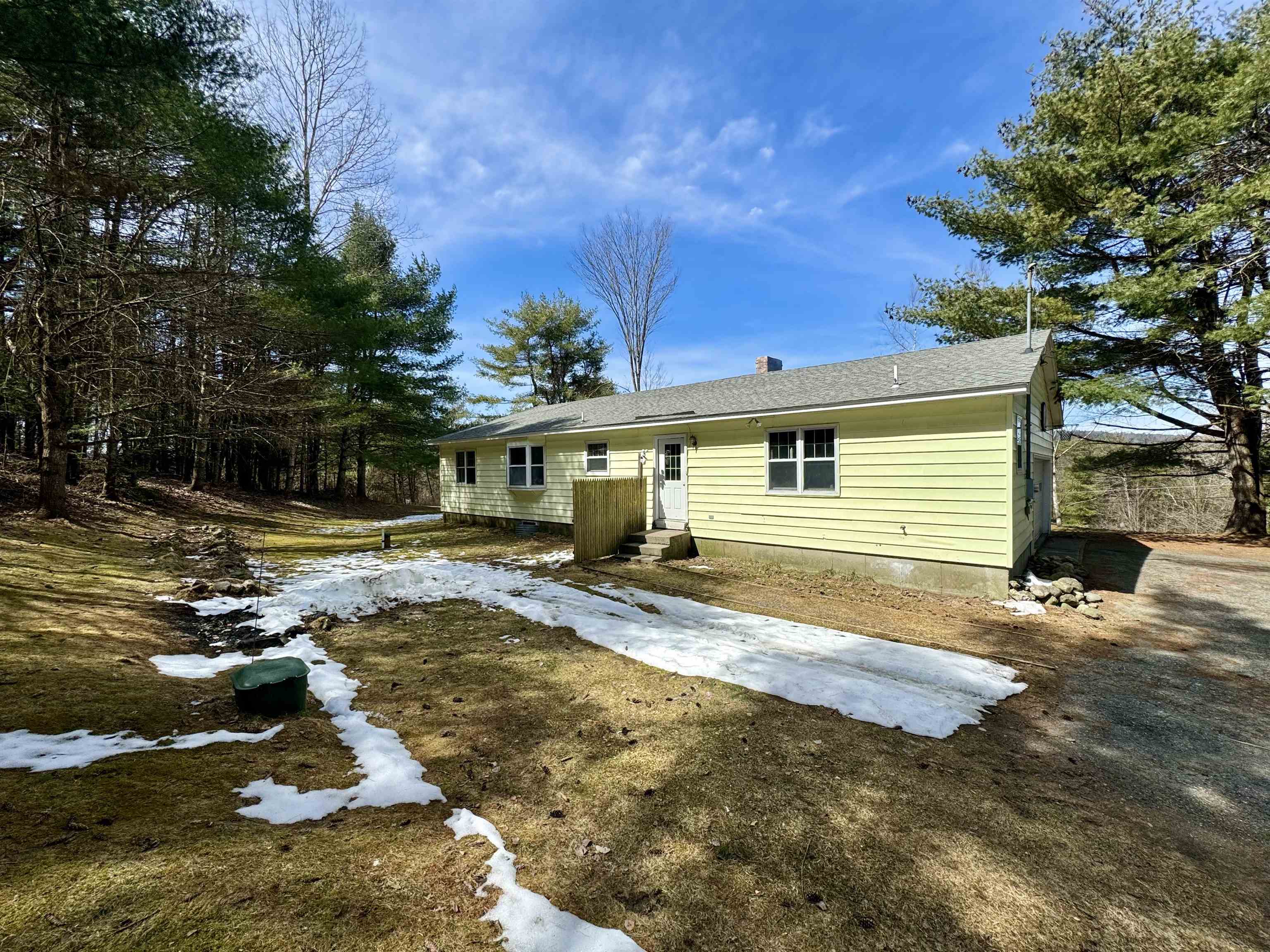 PIERMONT NH Home for sale $$325,000 | $246 per sq.ft.