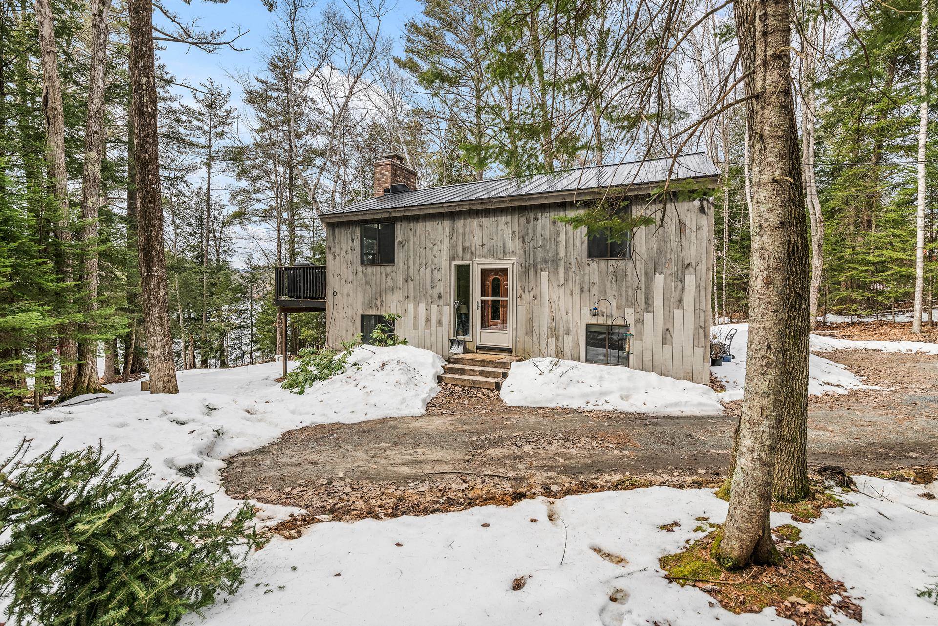 GRANTHAM NH Lake House for sale $$480,000 | $625 per sq.ft.