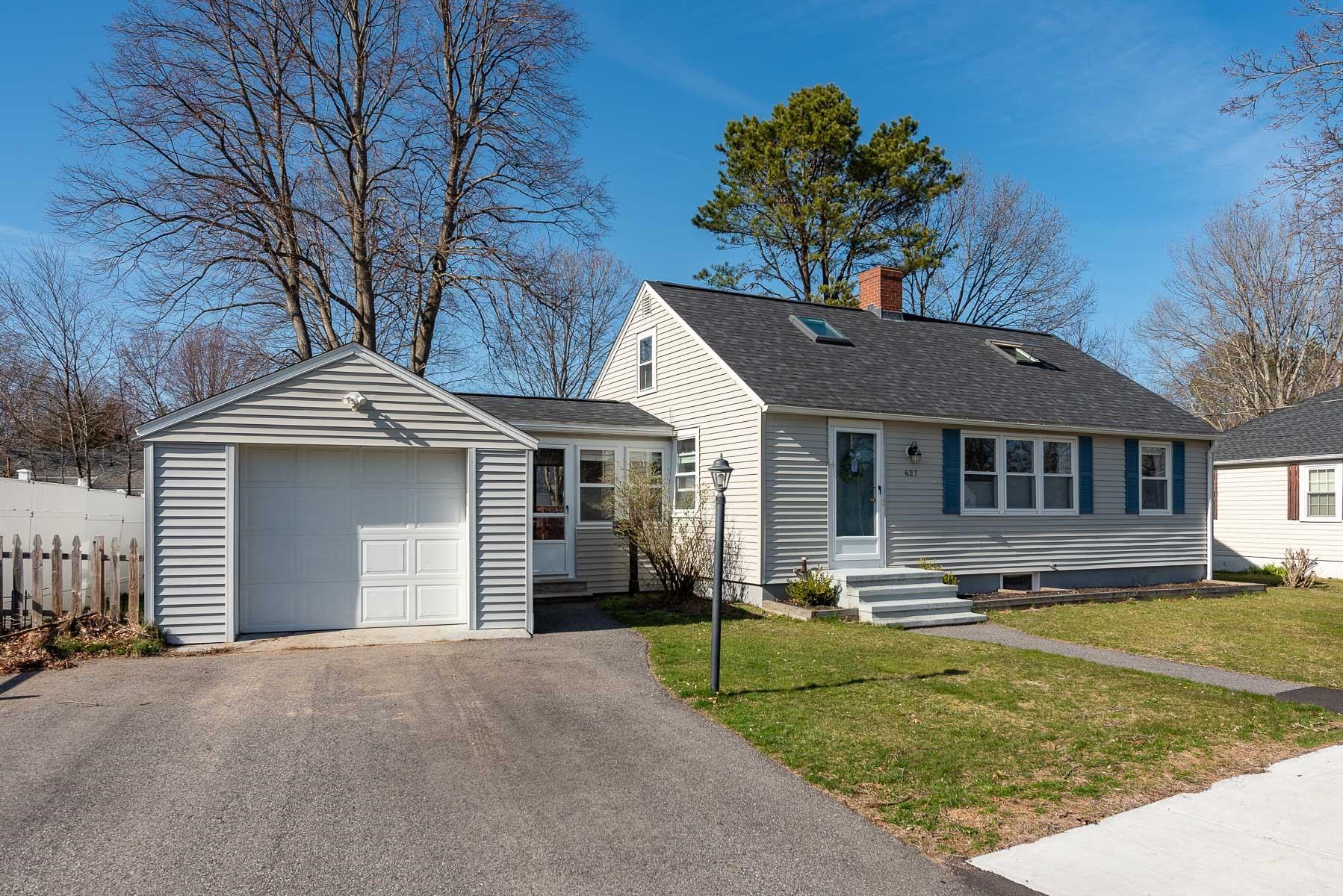 627 Colonial Drive Portsmouth, NH Photo