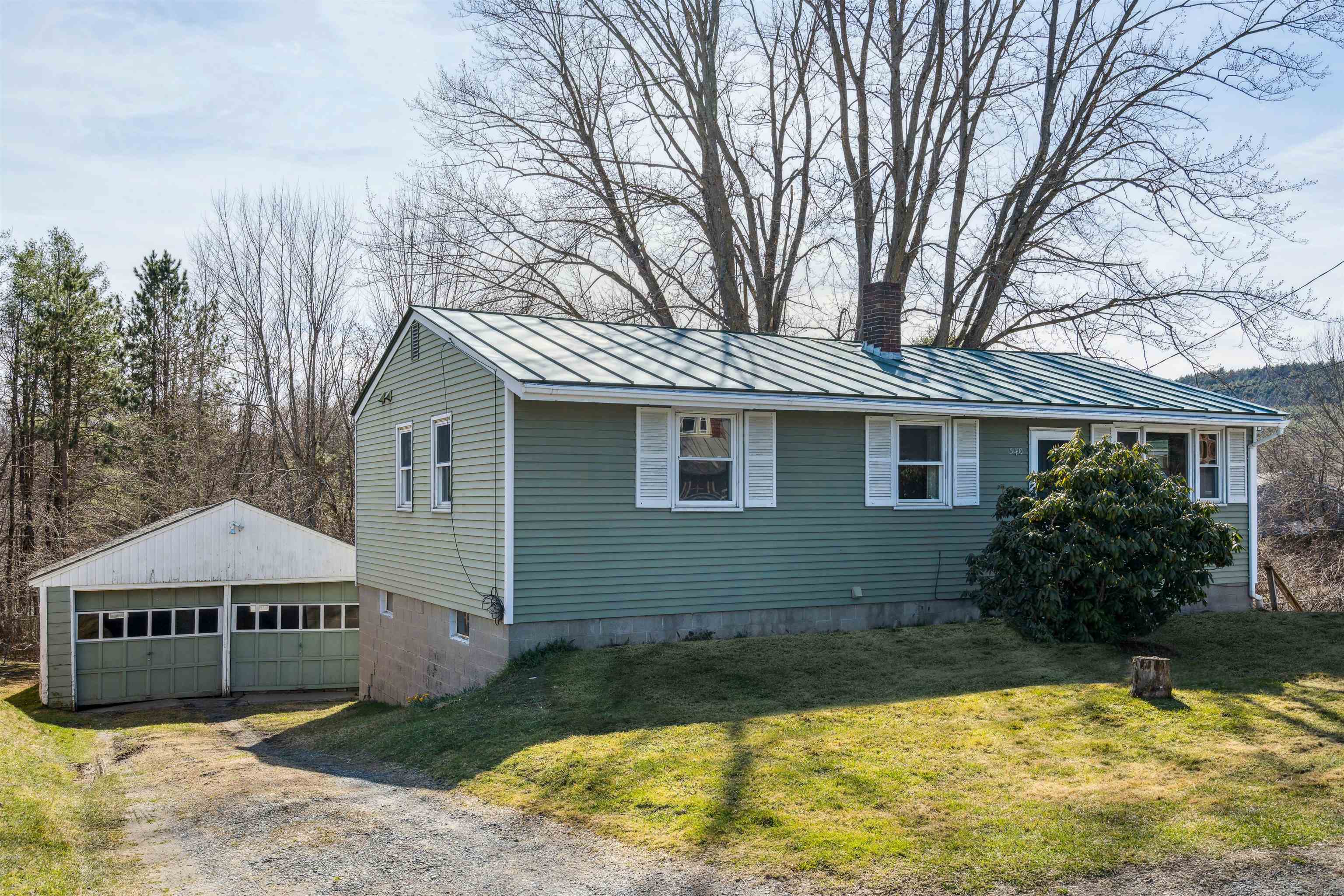 Hartford VT Home for sale $349,900 $347 per sq.ft.