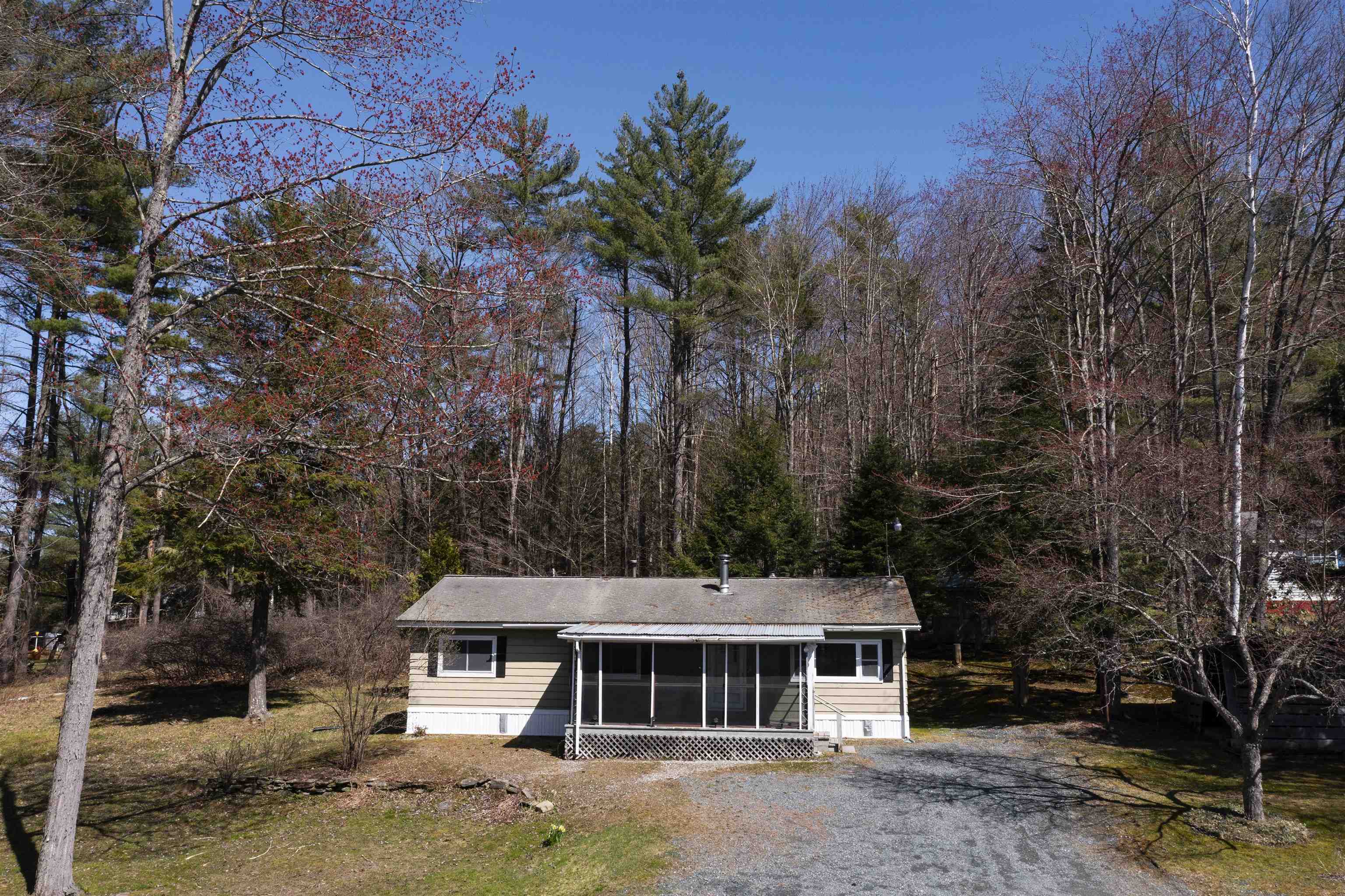 VILLAGE OF QUECHEE IN TOWN OF HARTFORD VT Mobile_Home for sale $$249,000 | $173 per sq.ft.