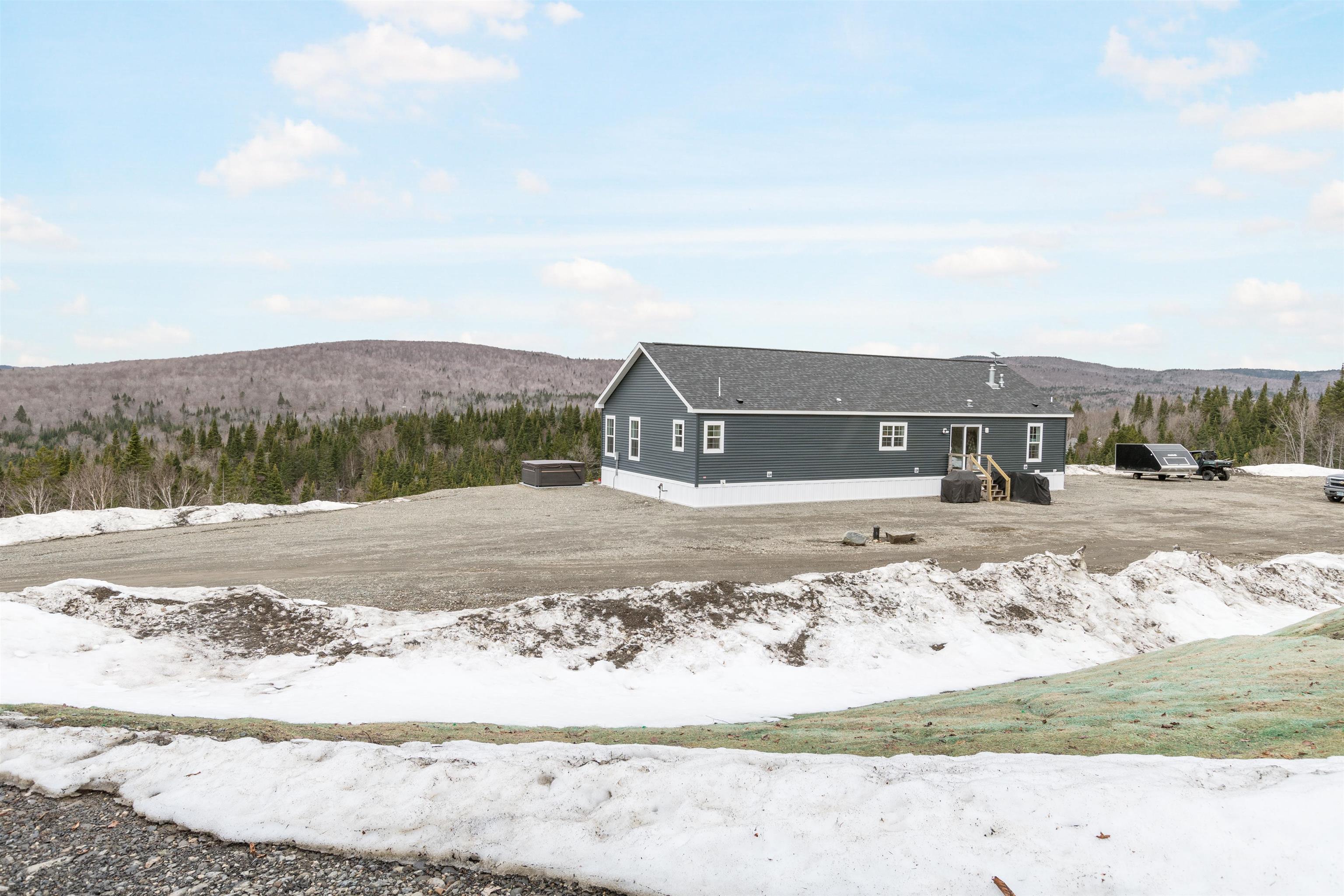 276 Cloutier's Loop, Pittsburg, NH 
